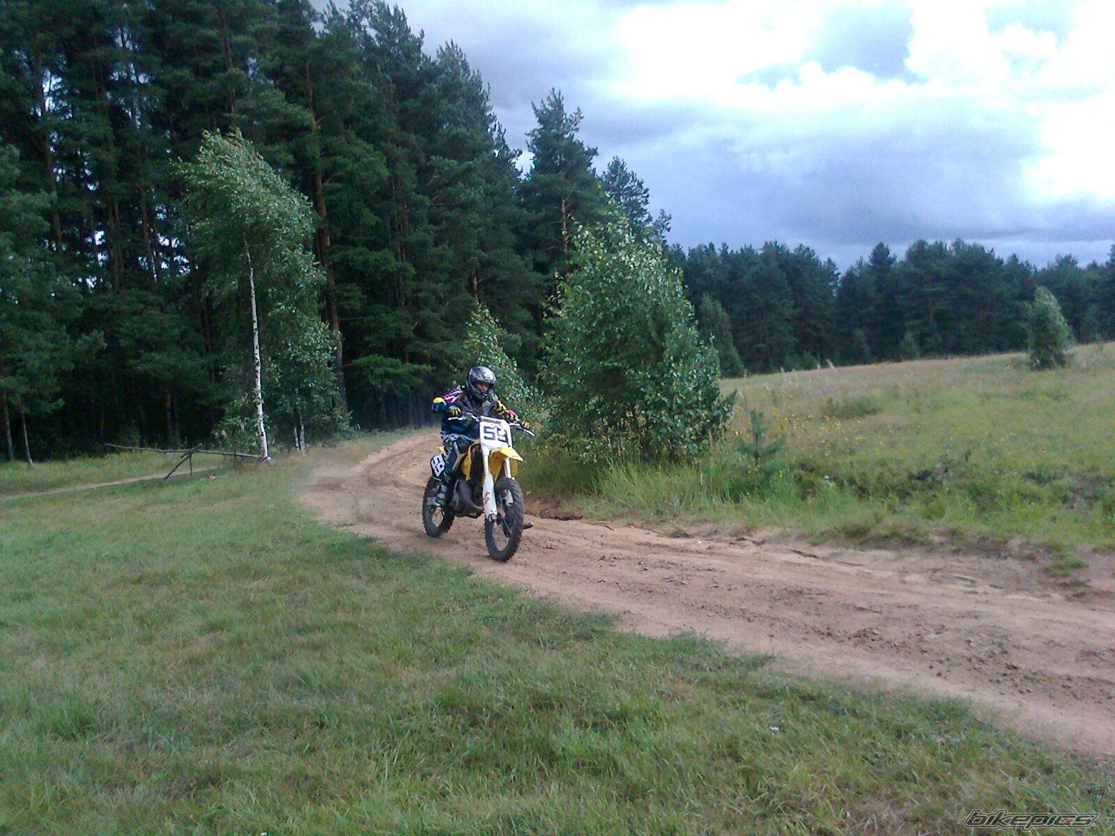 Photo 2255890