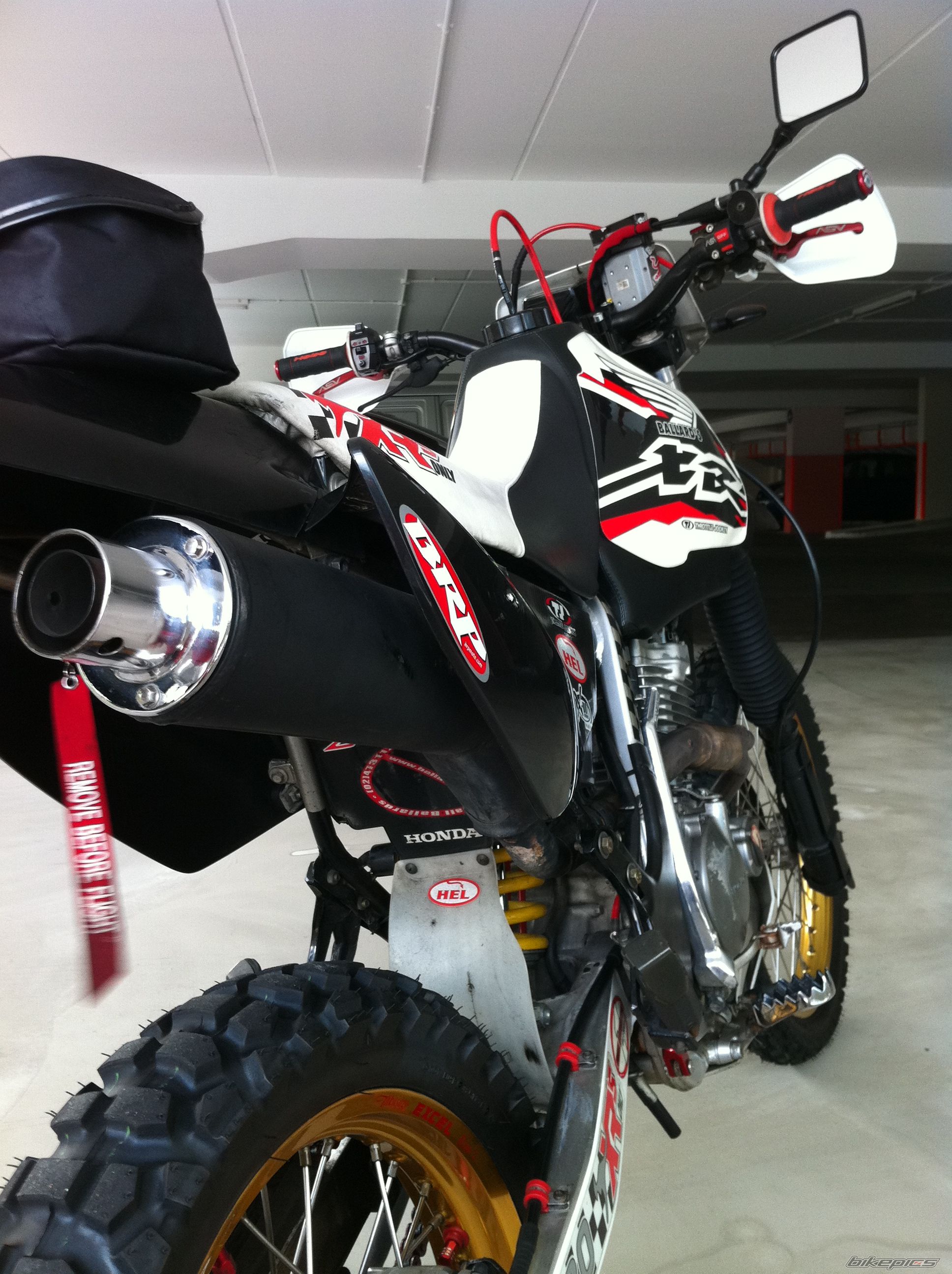 Photo 2255903