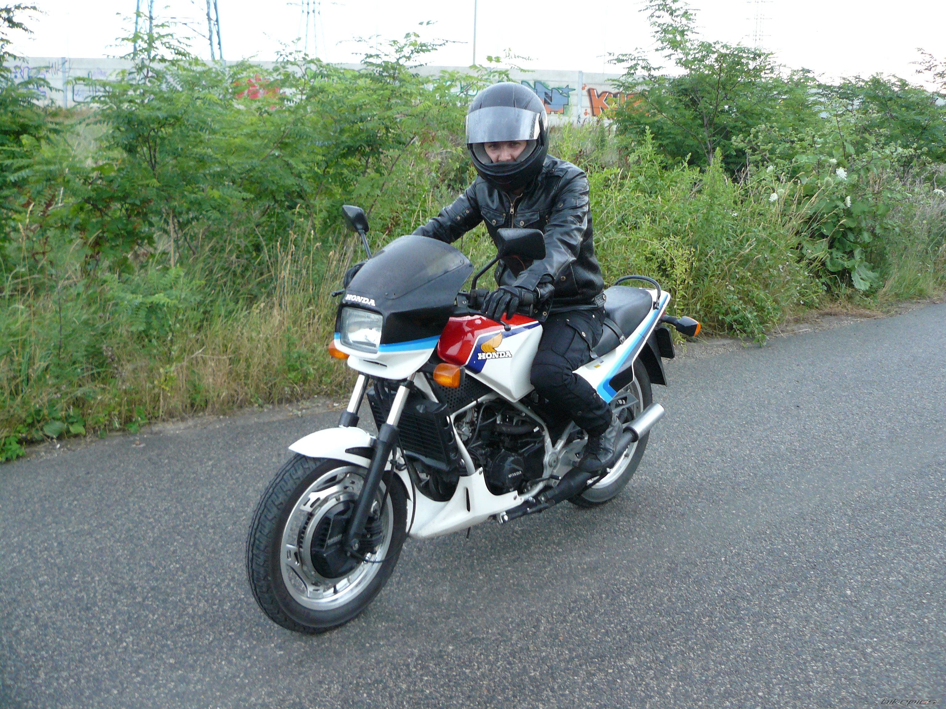 Photo 2258232