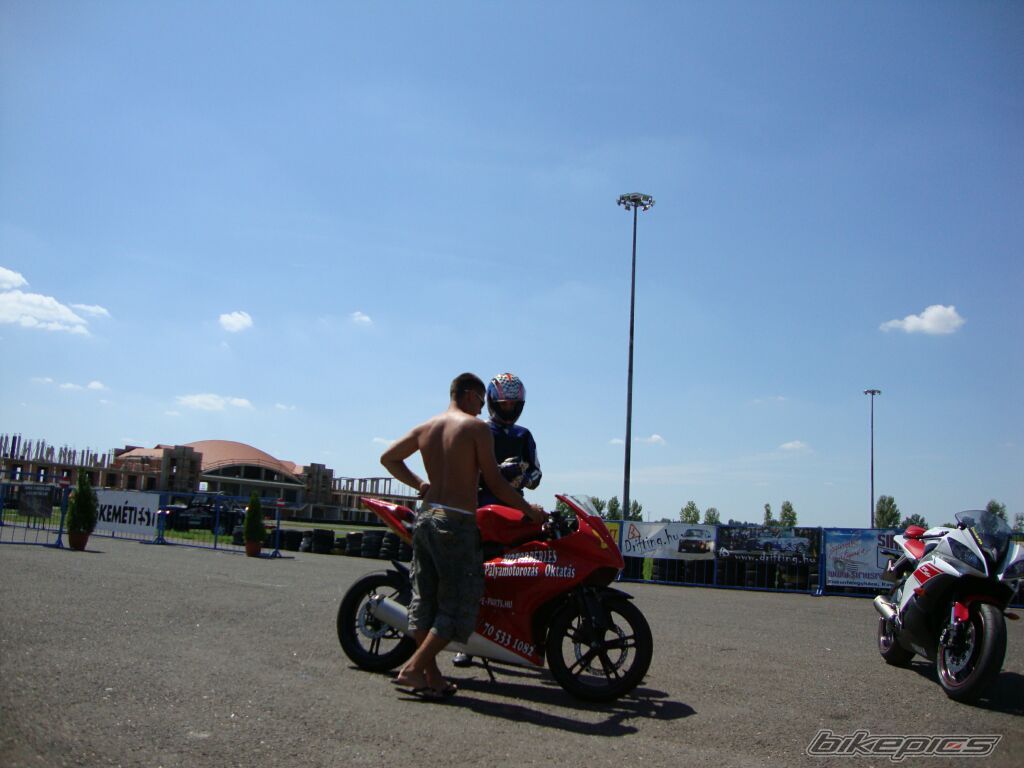 Photo 2258594