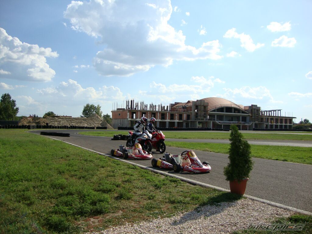 Photo 2258617