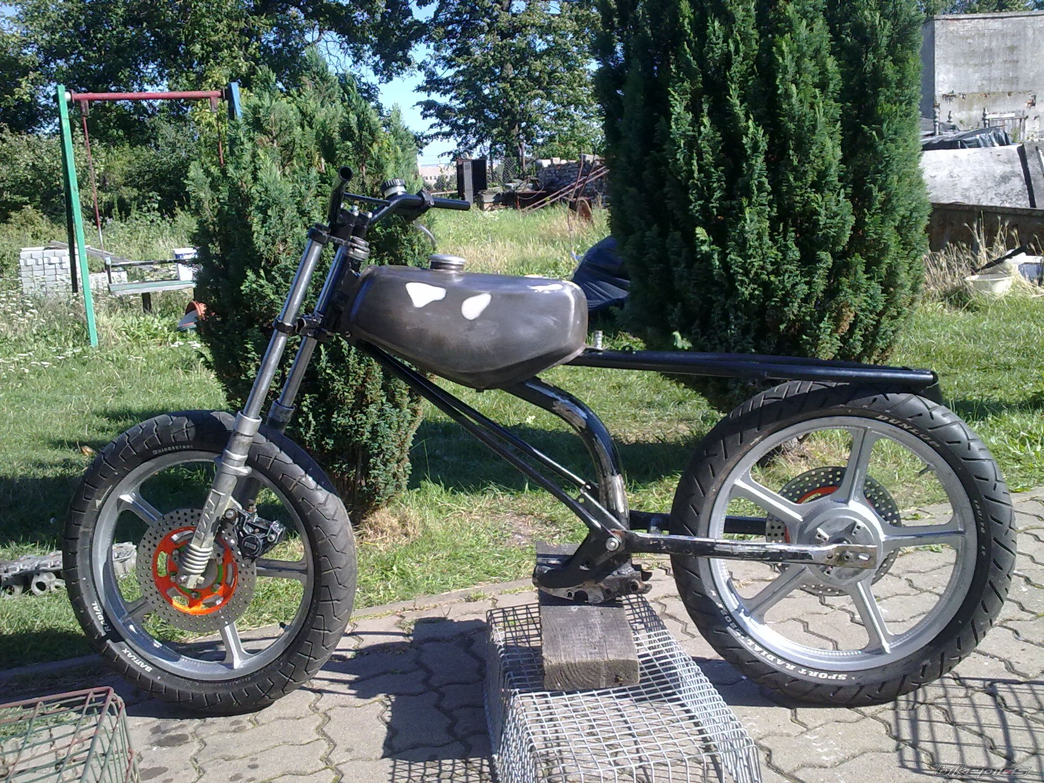 Bike Photo 2260060