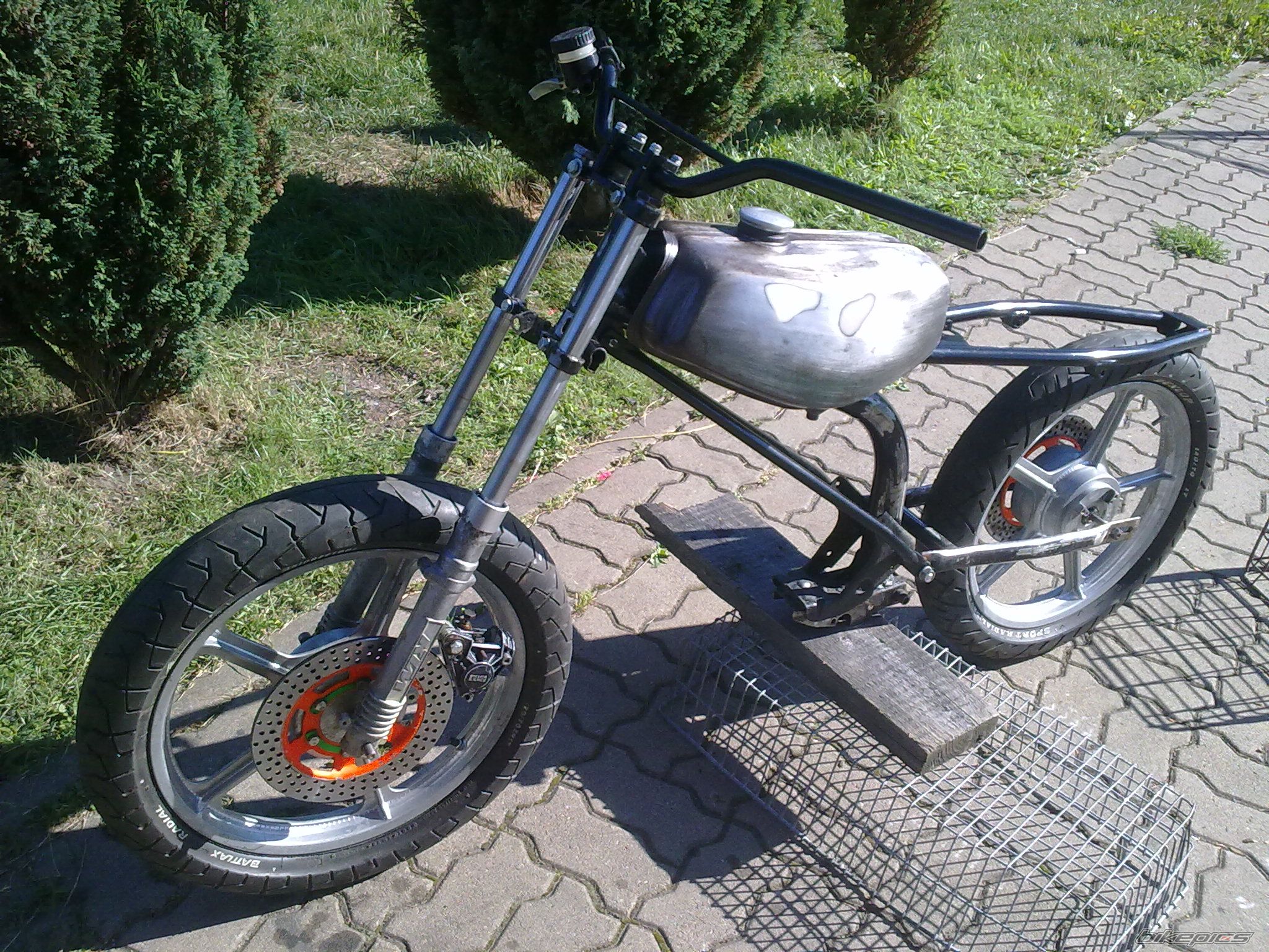 Bike Photo 2260063