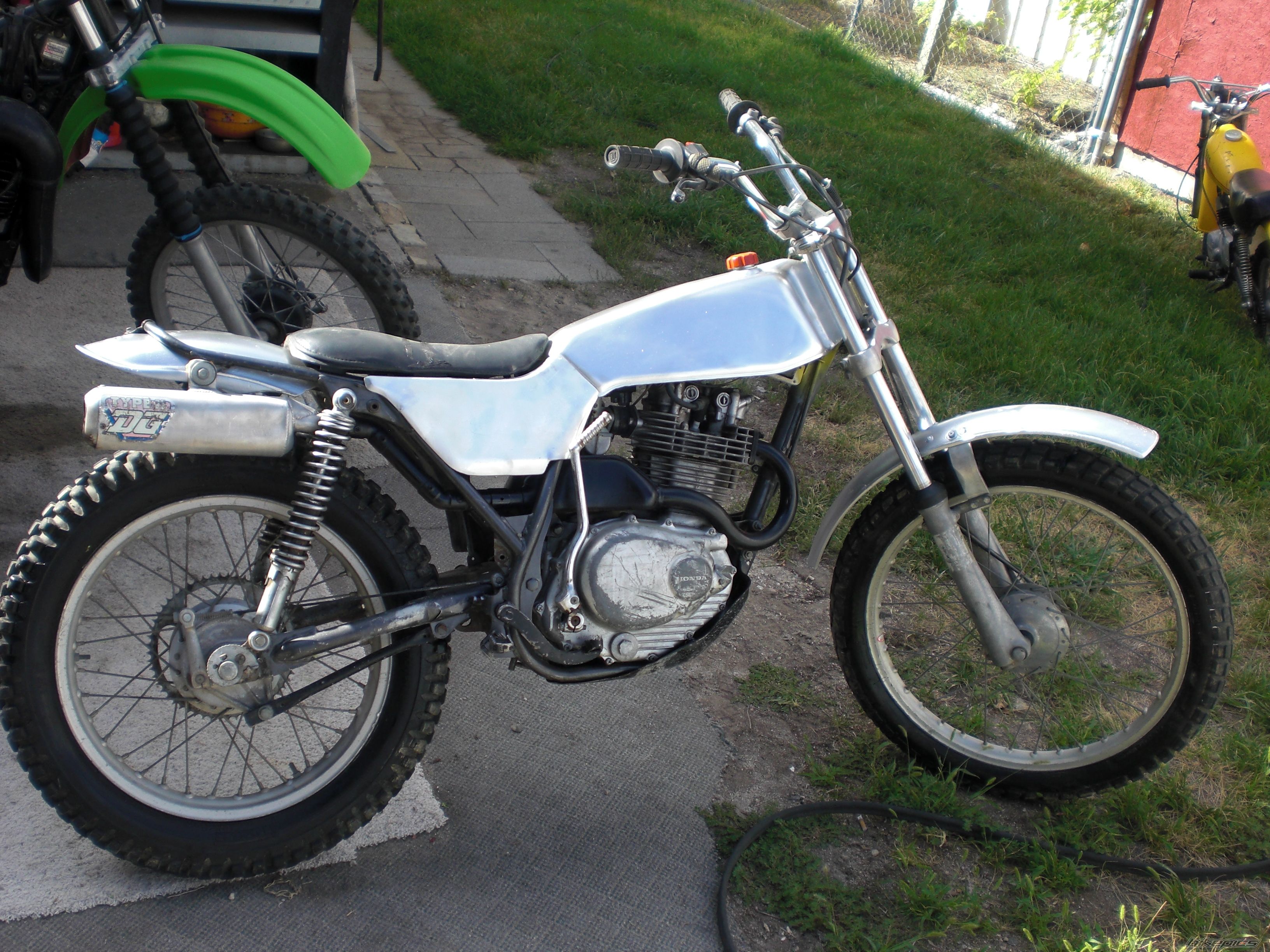 TLR 250 (Reflex)