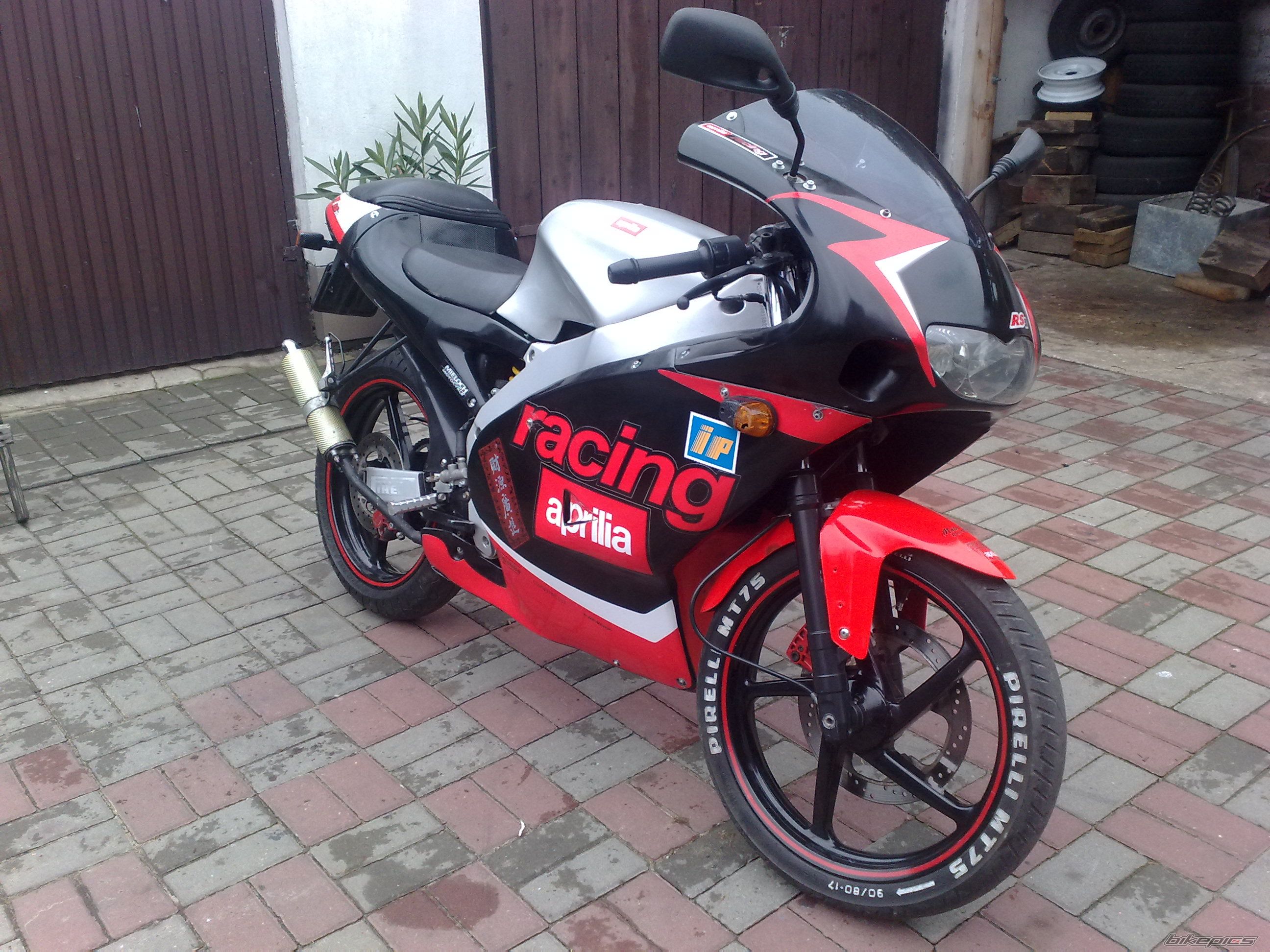 Photo 2269956