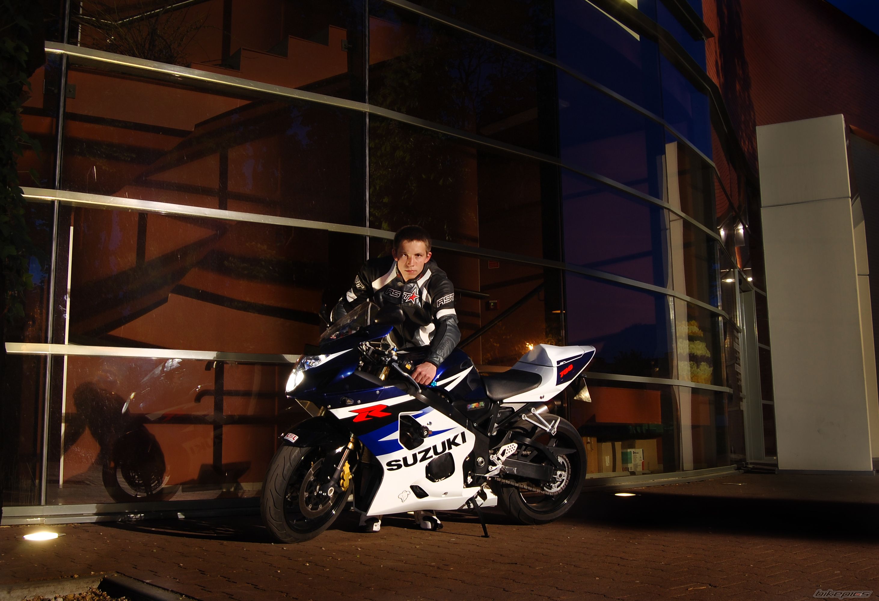 Bike Photo 2271872