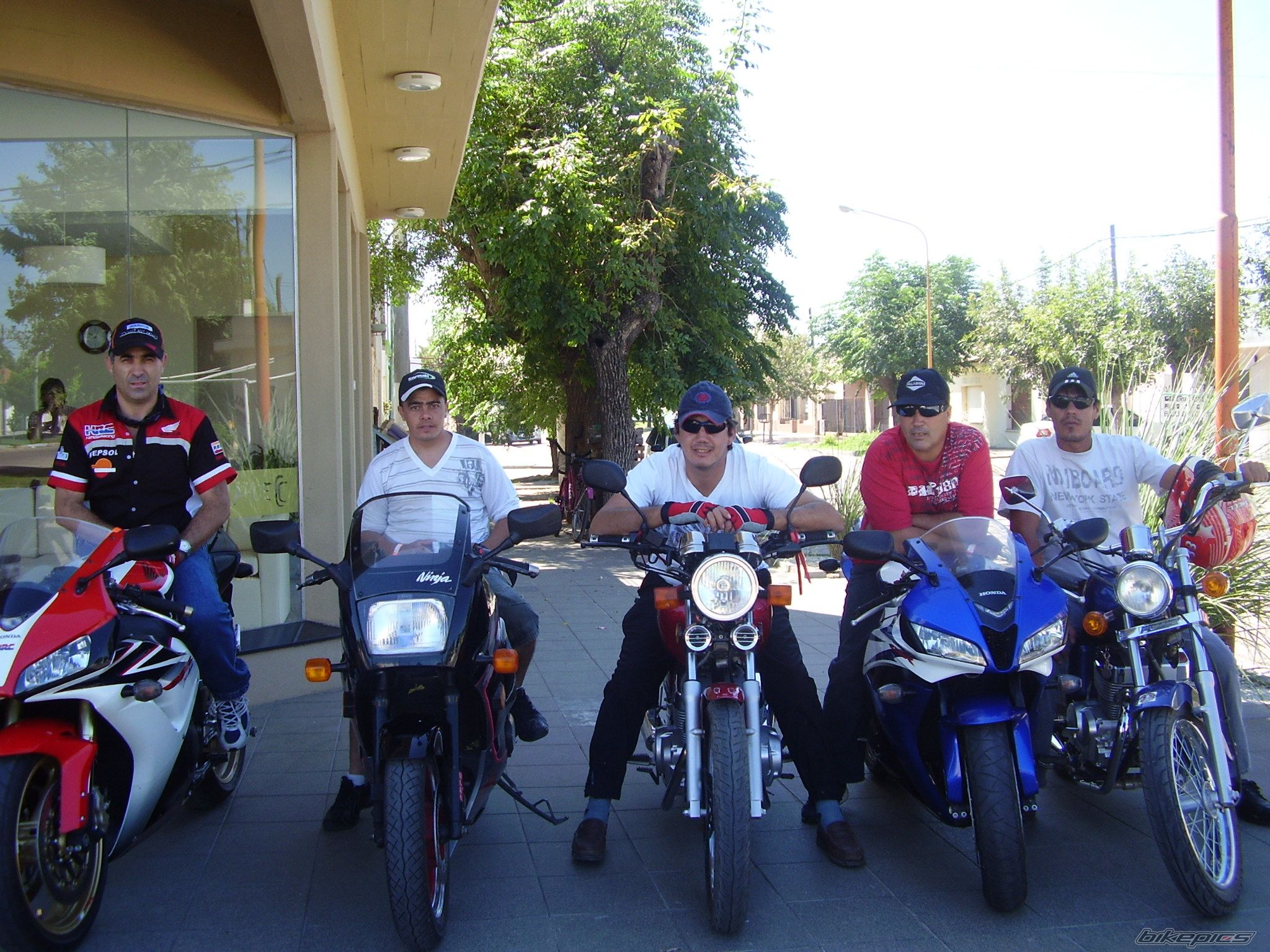 Photo 2272358