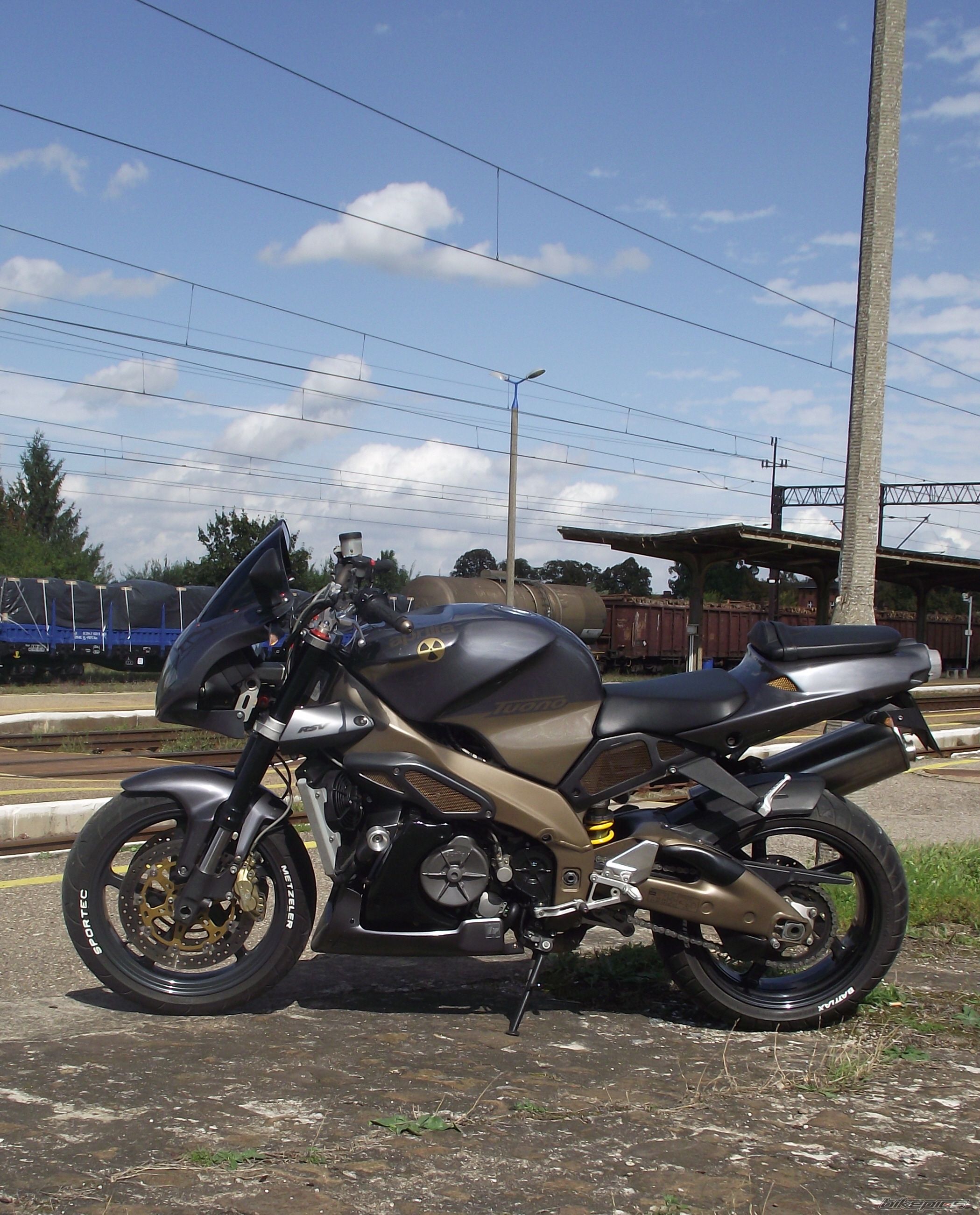 Photo 2272436