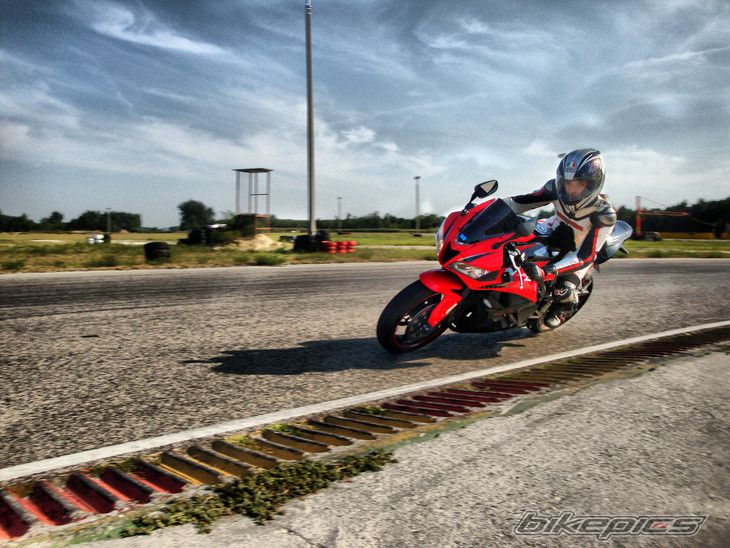 Photo 2272446