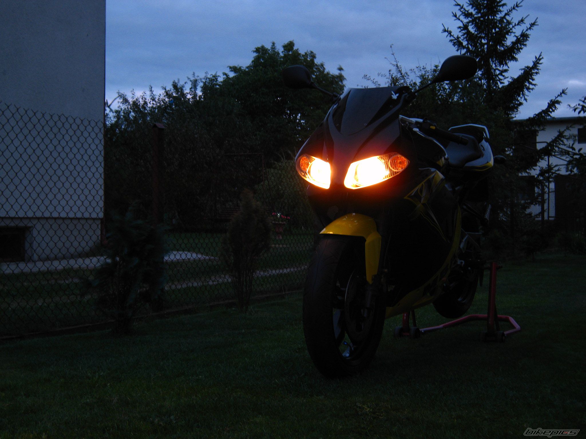 Photo 2272619