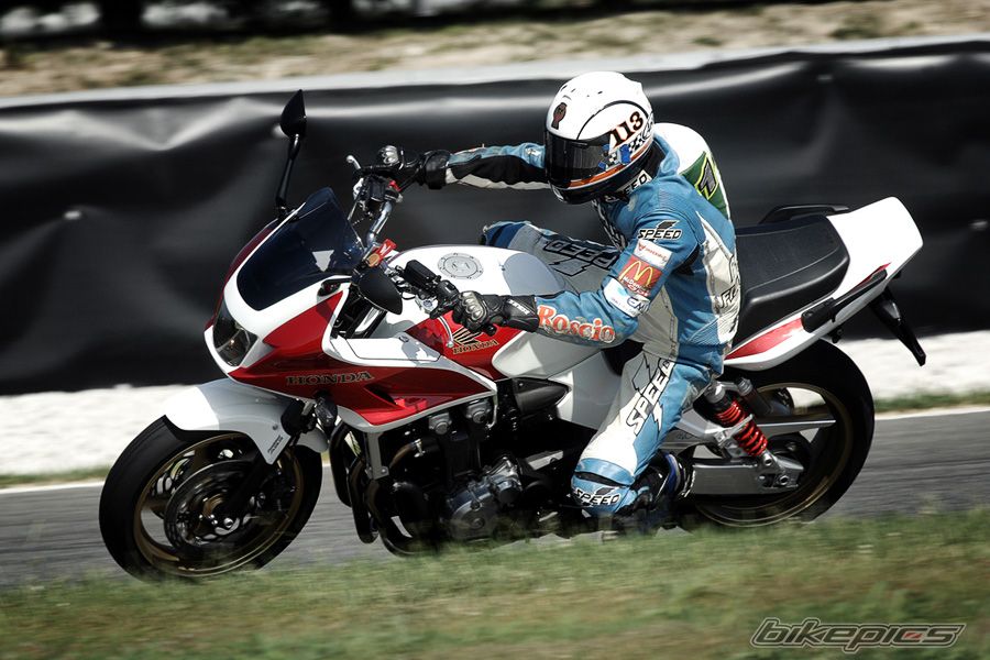 Photo 2272823