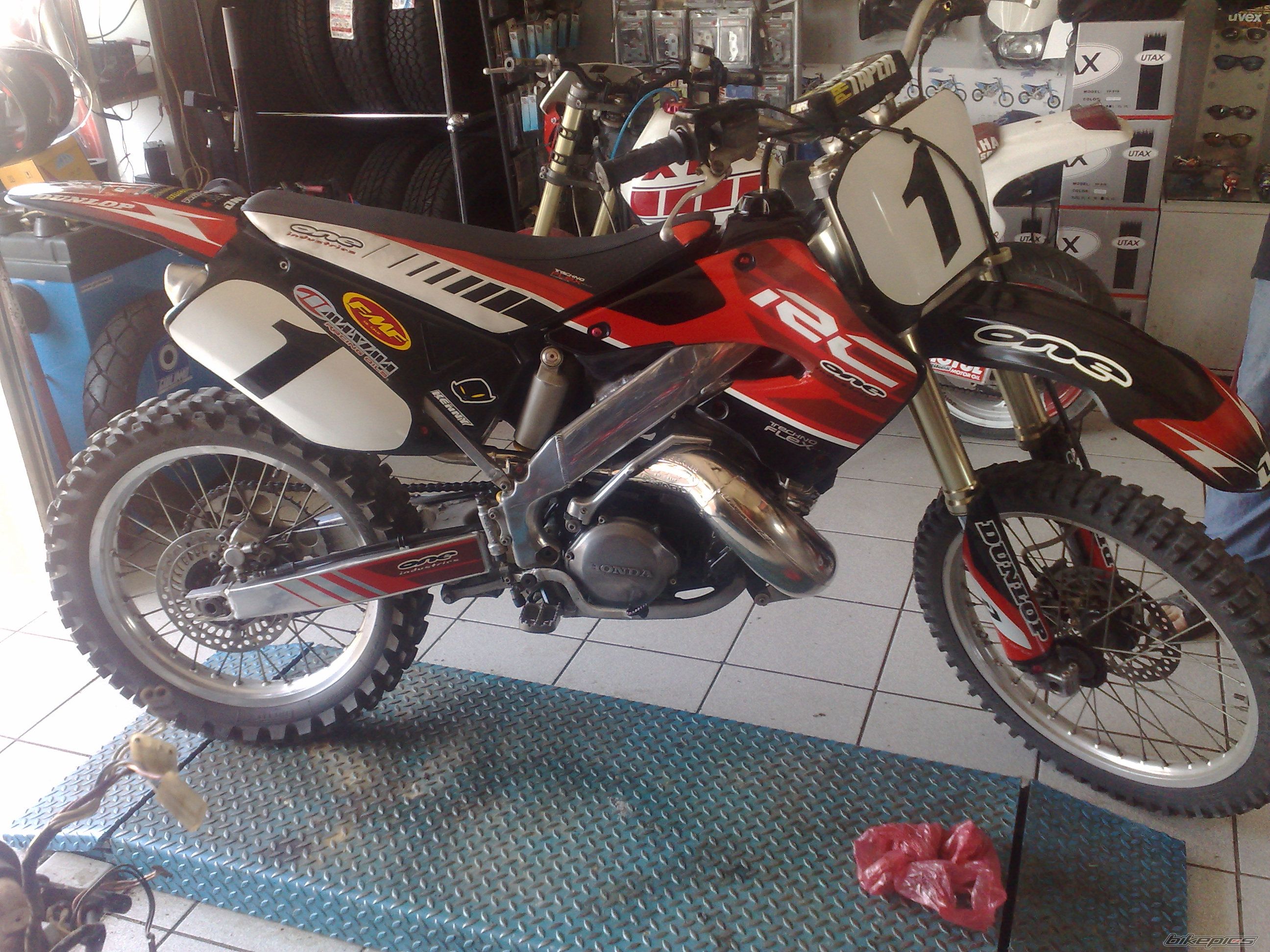 Photo 2273048