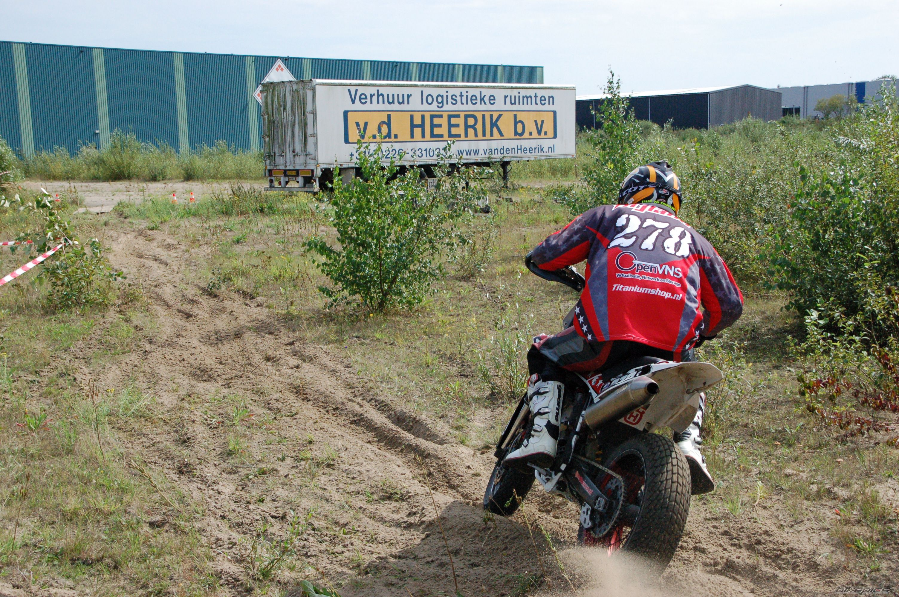 Photo 2273434