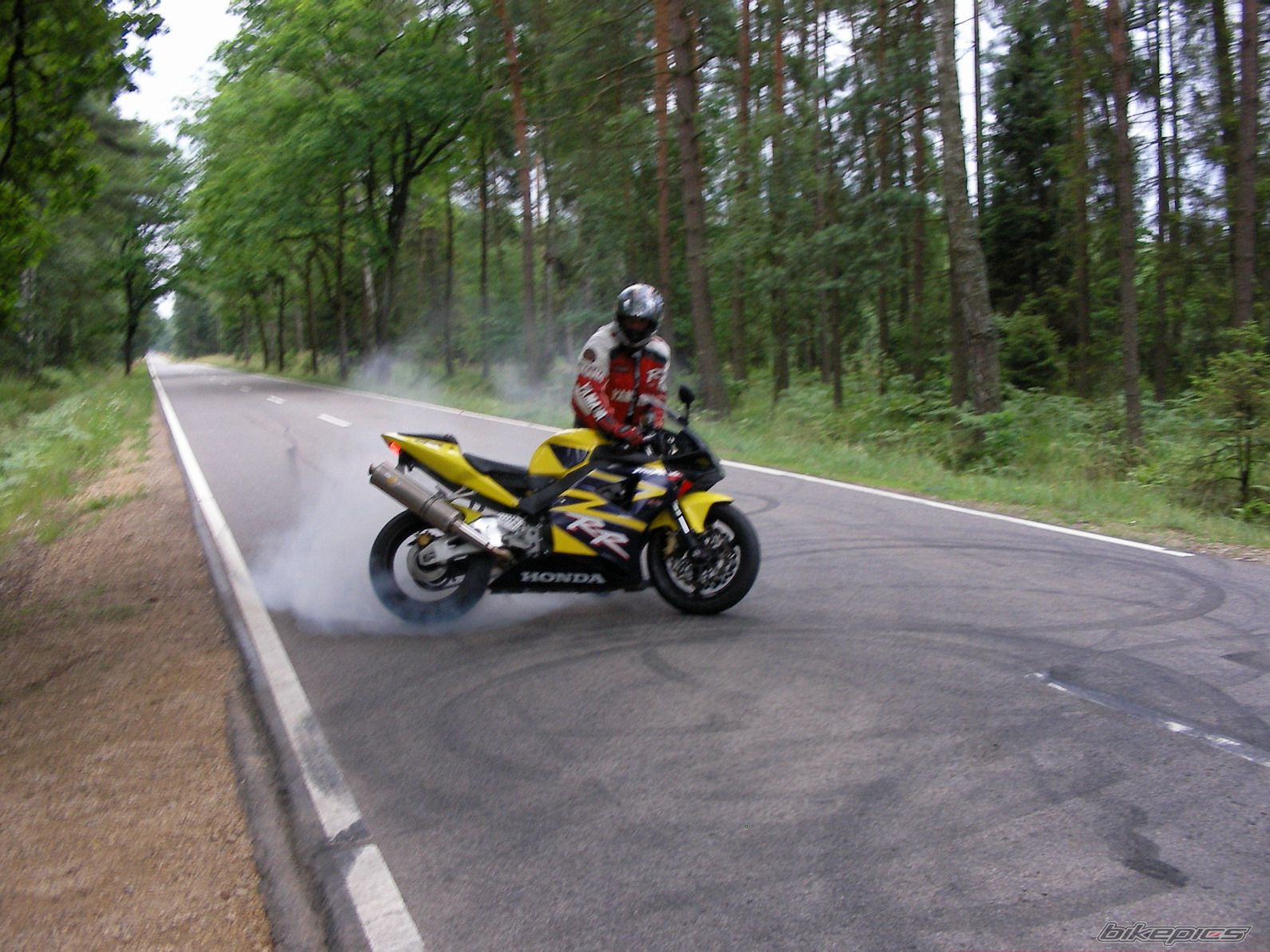 Photo 2275597