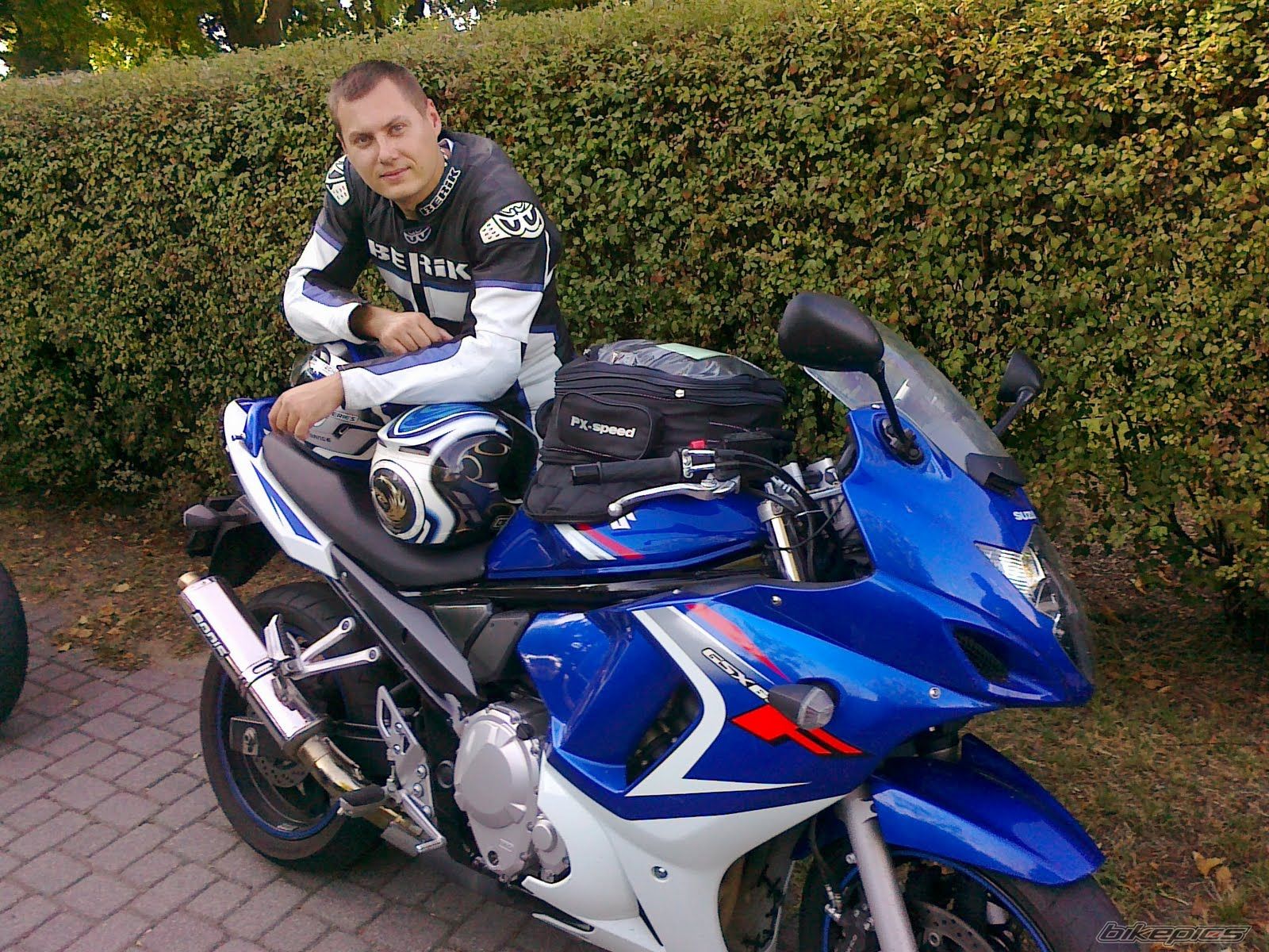 Photo 2275862