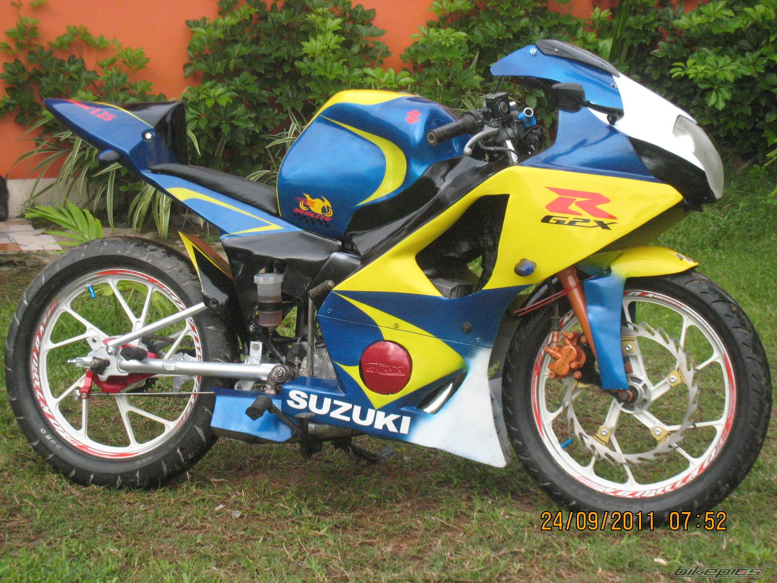 Bike Photo 2277075