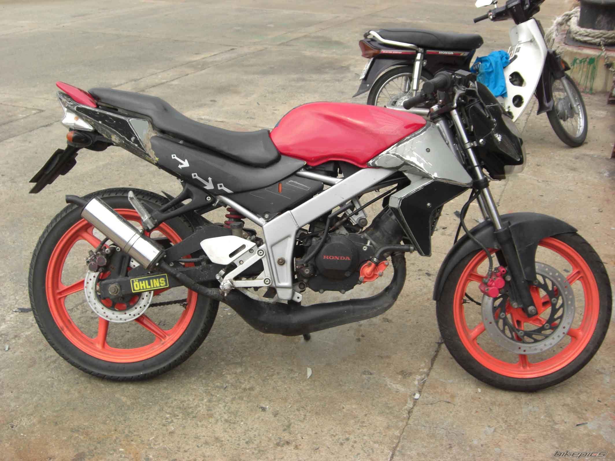 Photo 2279392