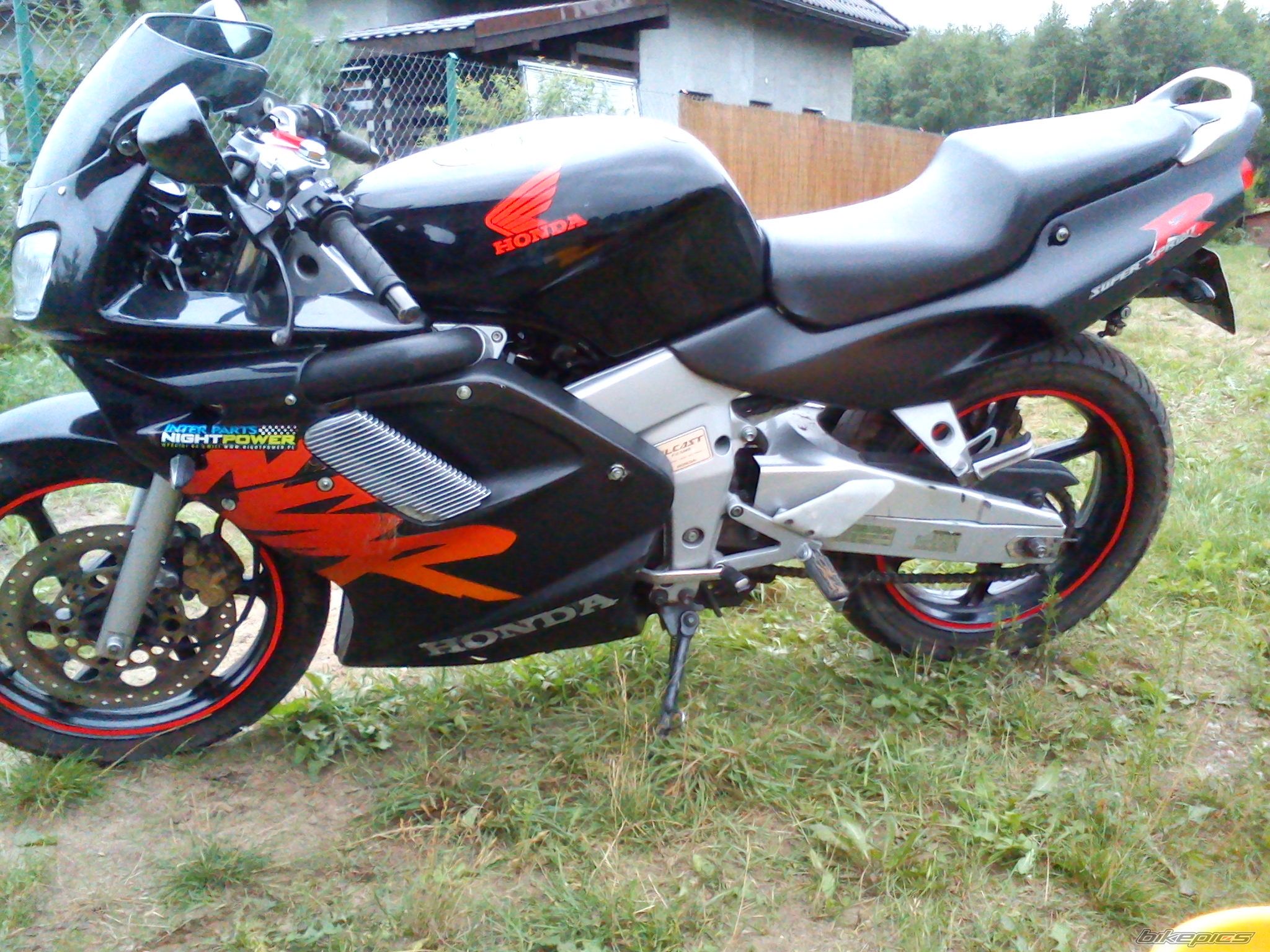 Photo 2279772