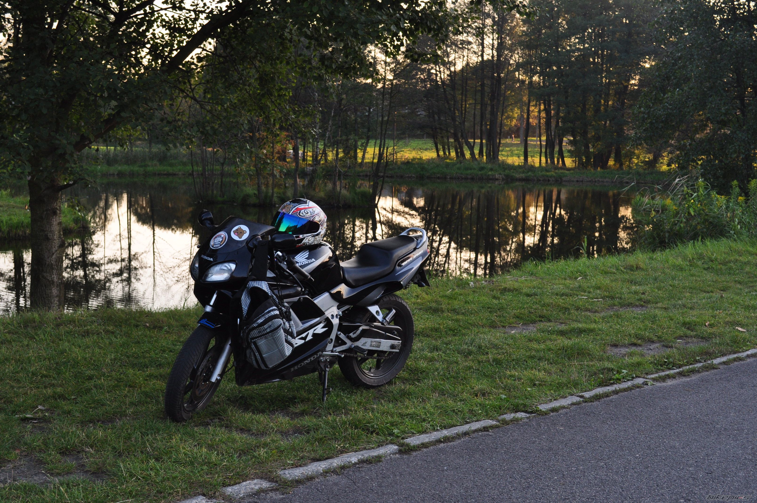 Photo 2279939