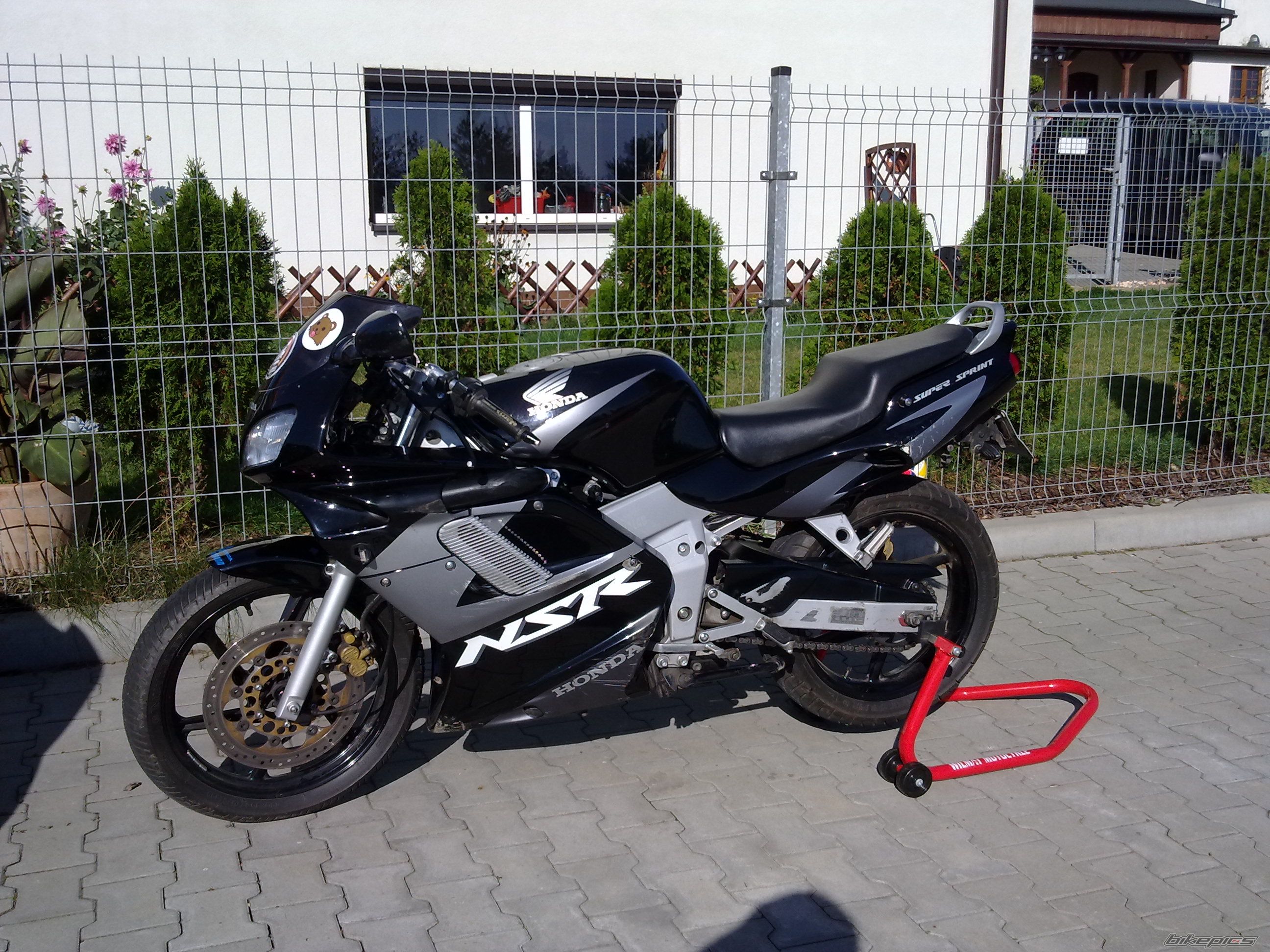 Photo 2280577