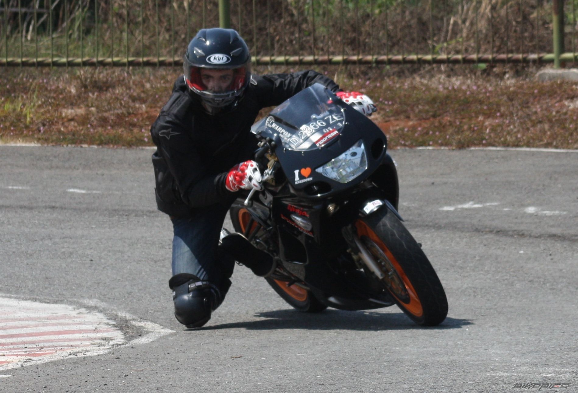 Photo 2281013