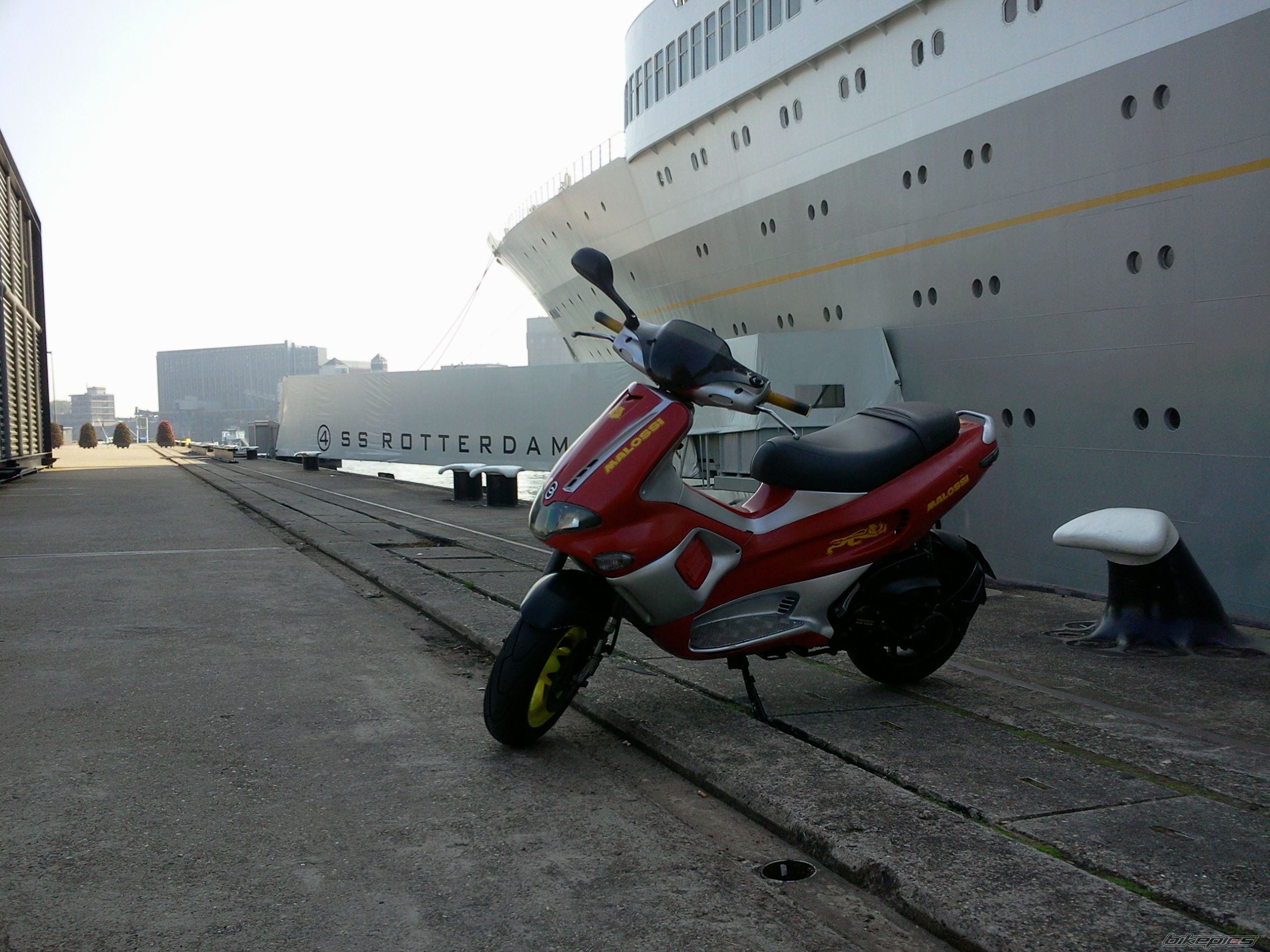 Photo 2281112