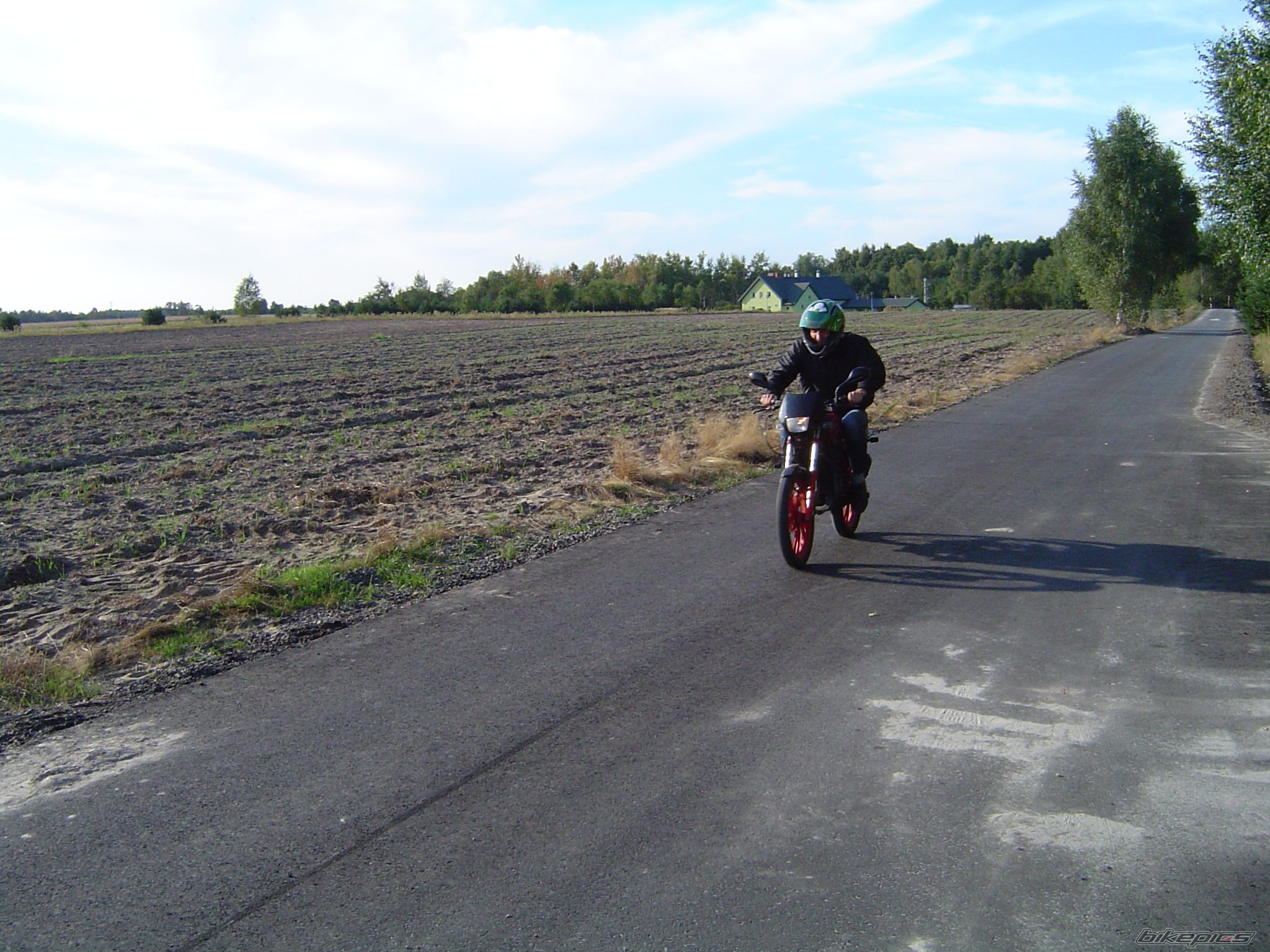 Photo 2281254