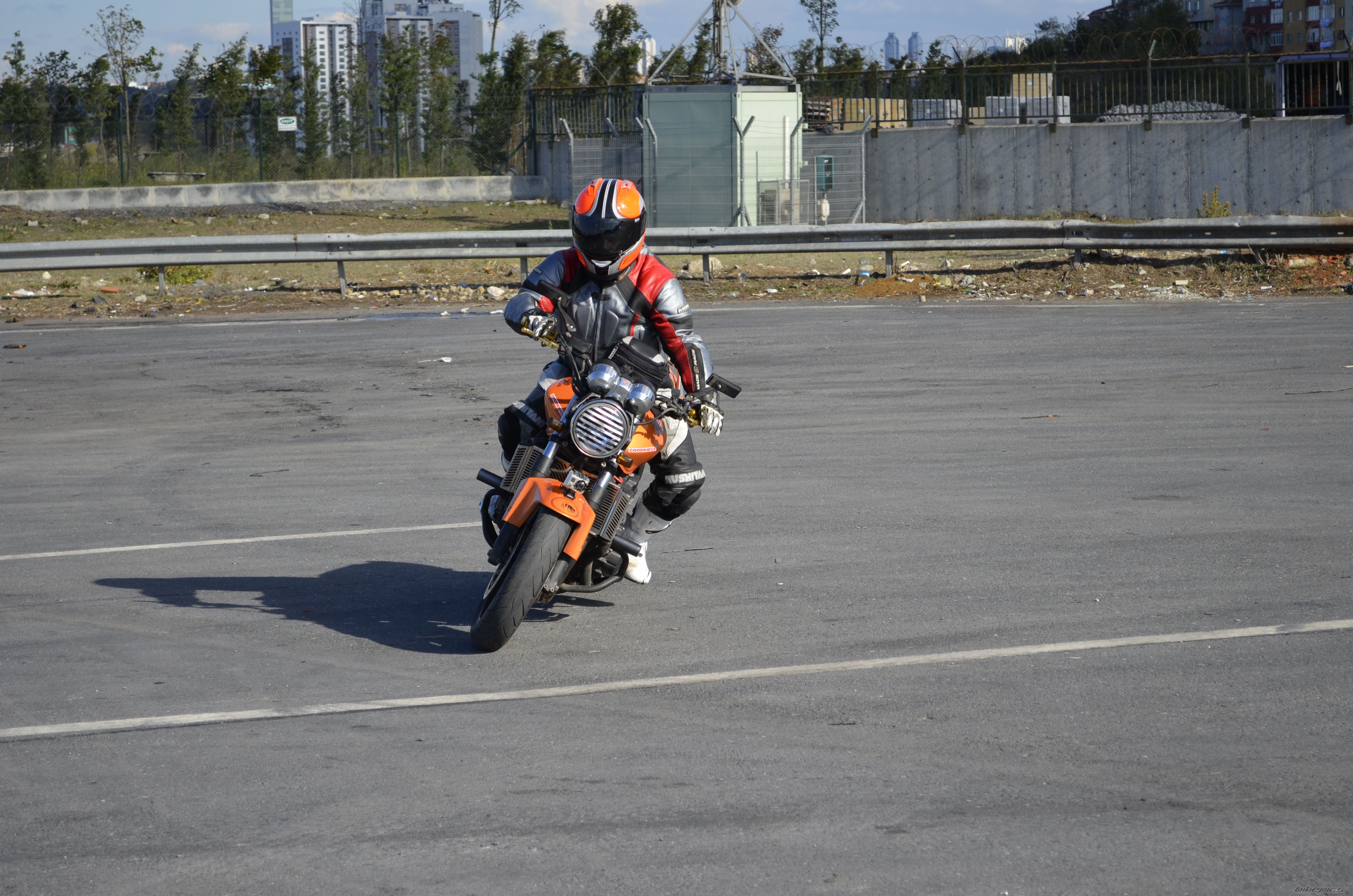 Photo 2282435