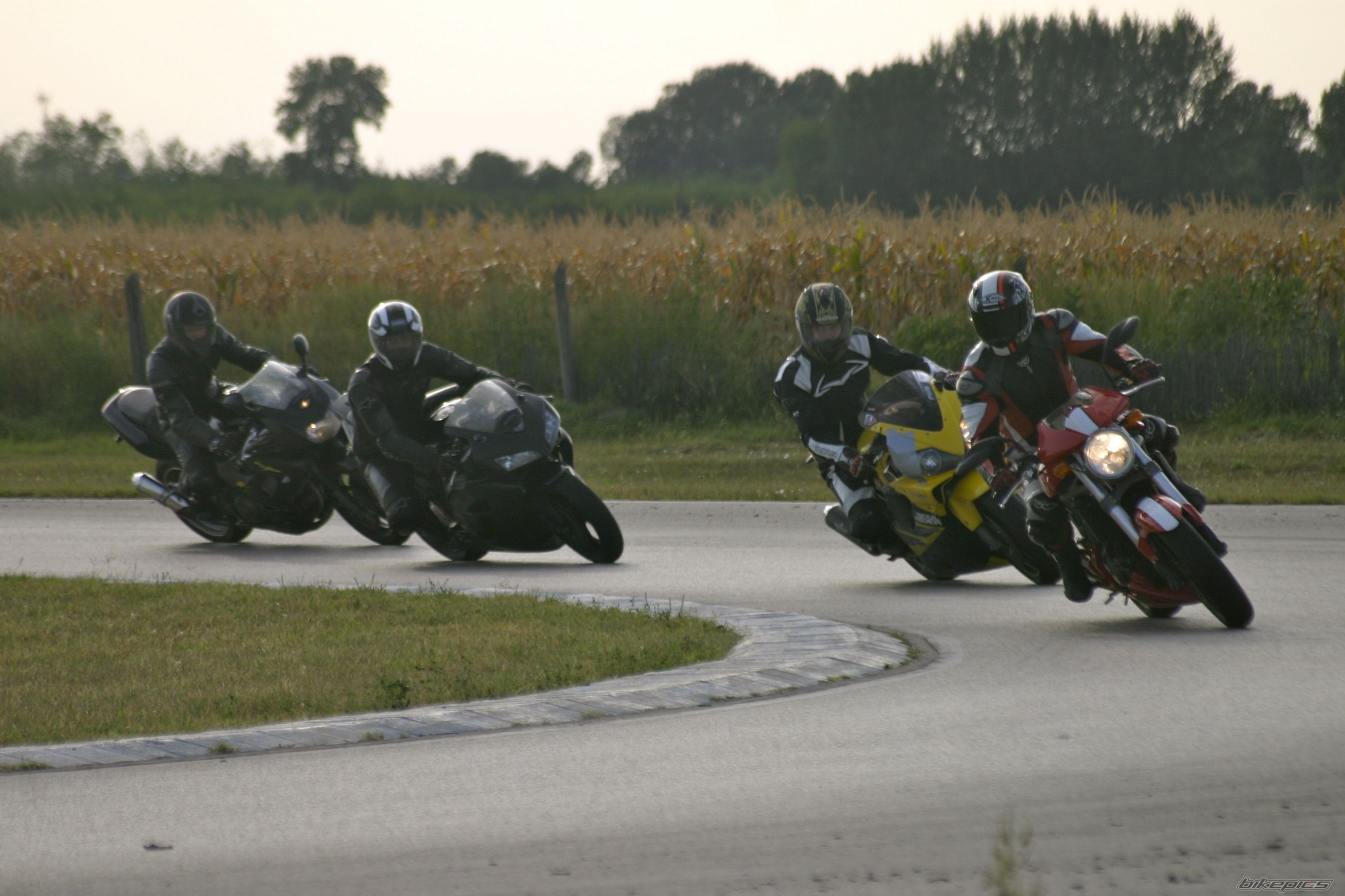 Photo 2282937