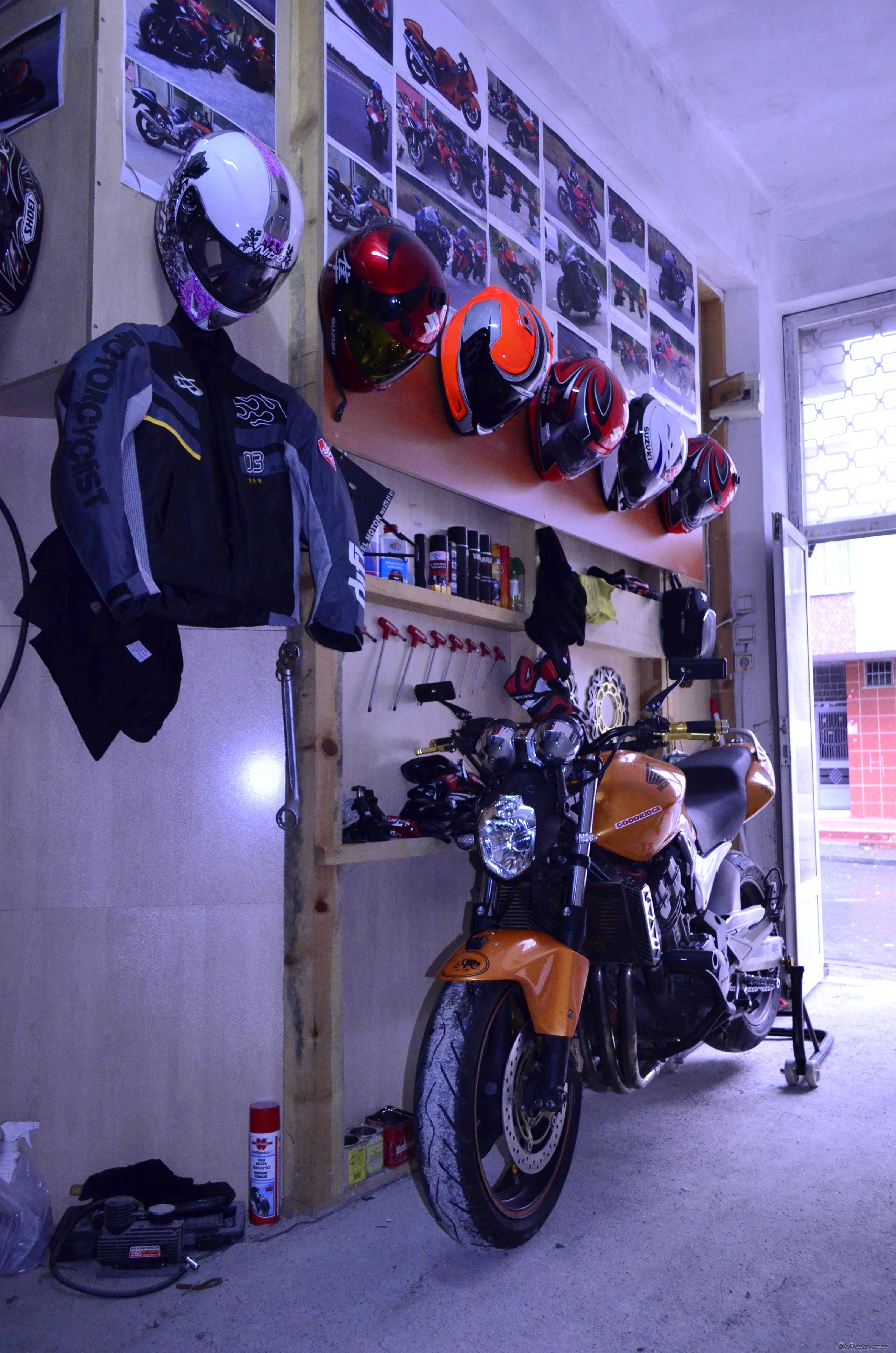 Photo 2287441