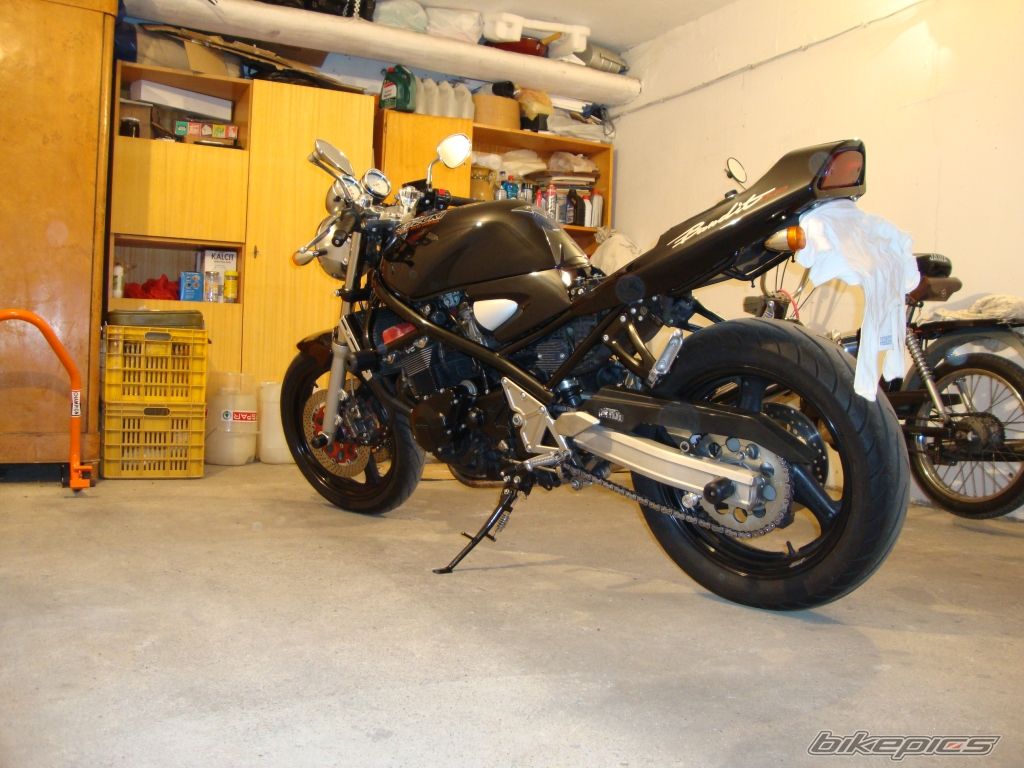 Photo 2293536