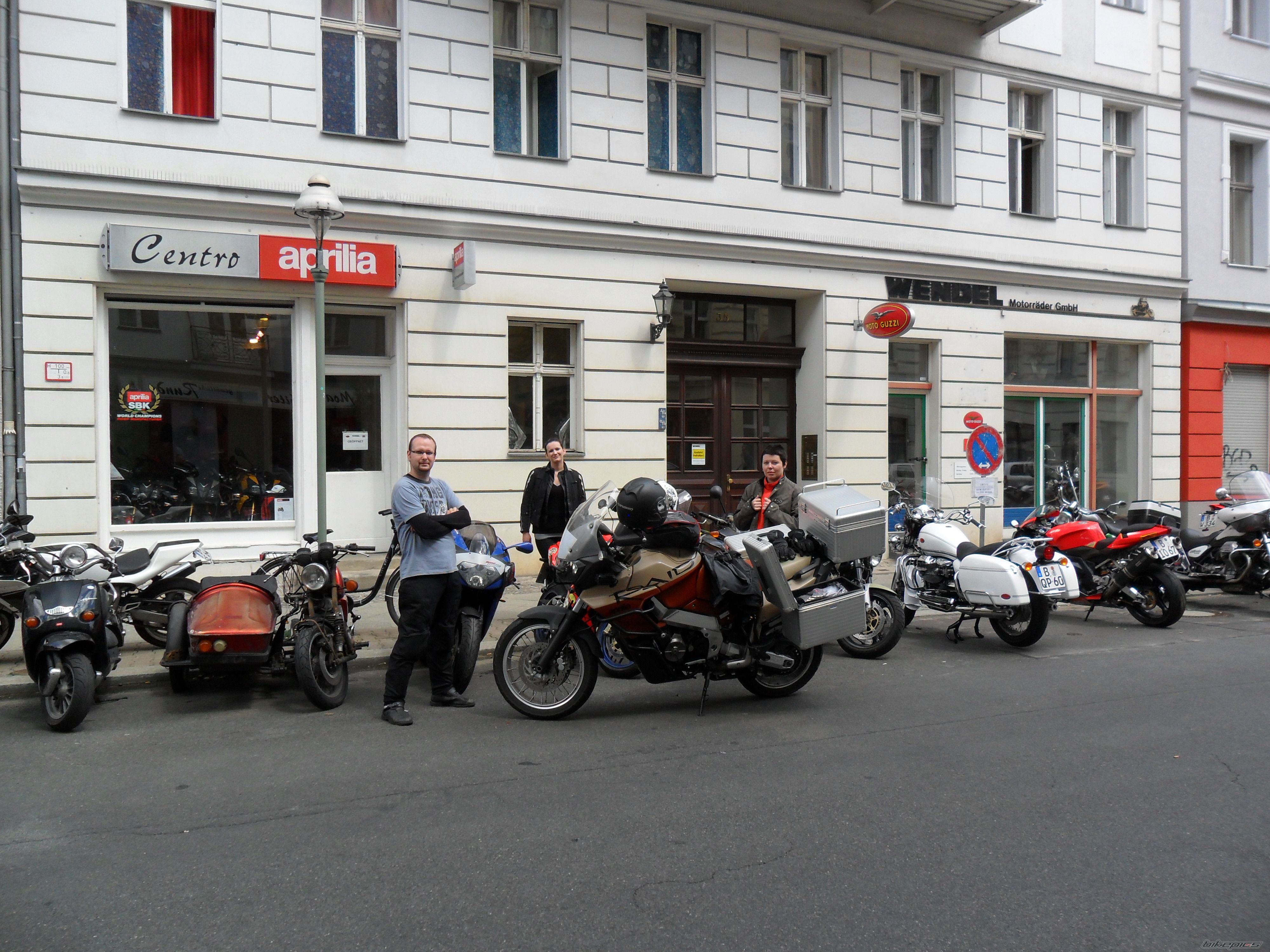 Photo 2295558