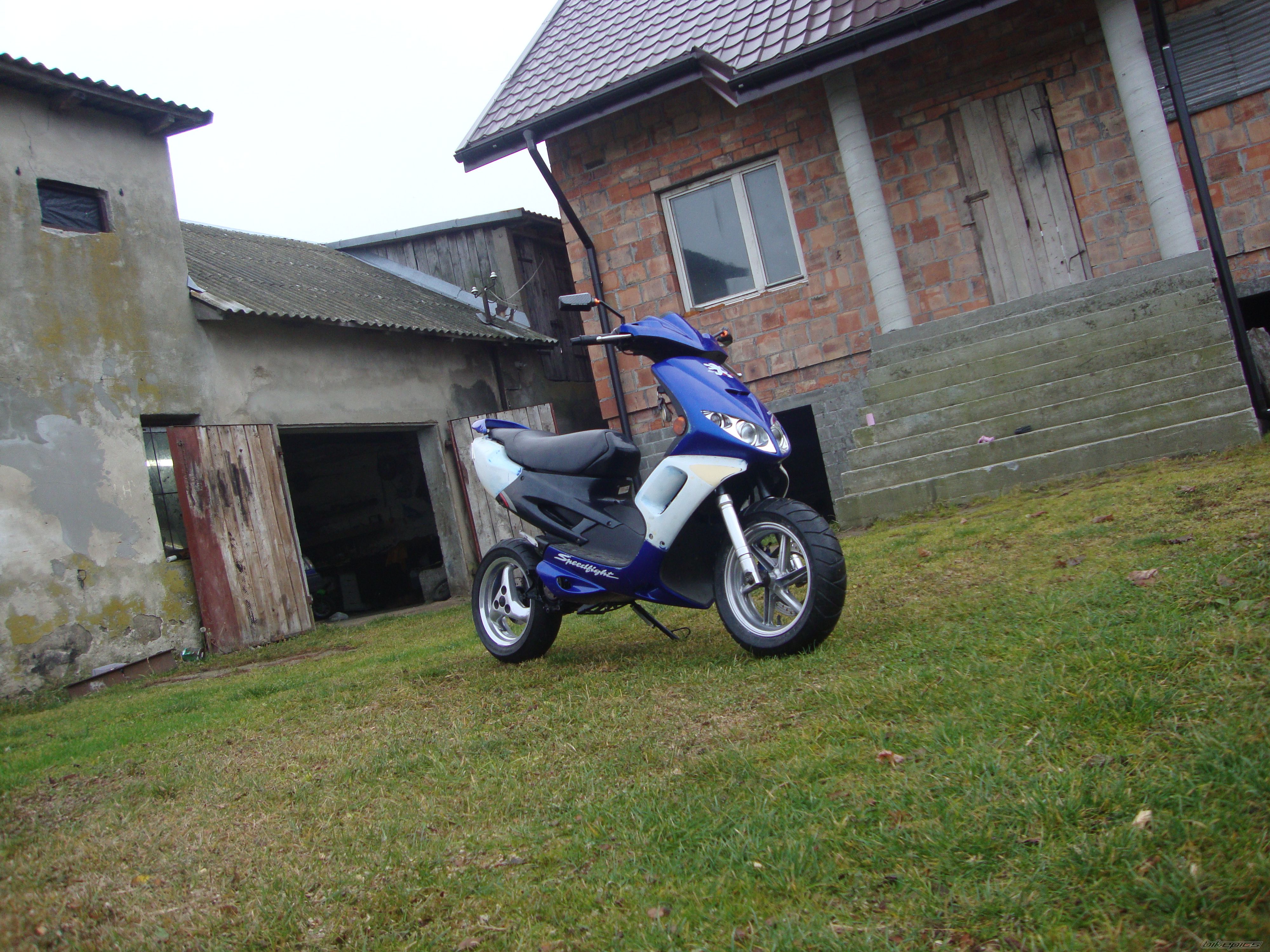 Bike Photo 2295570