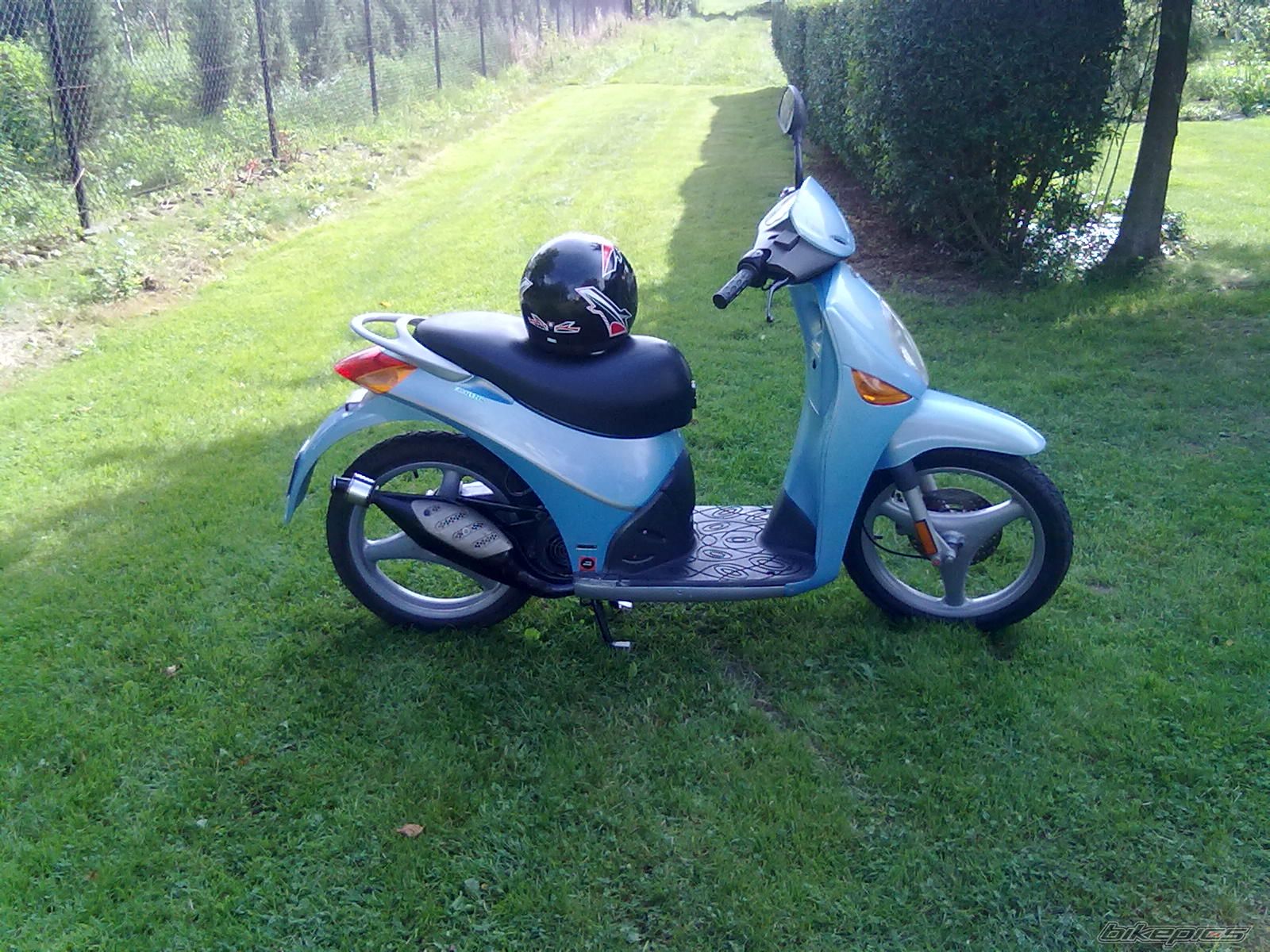 Photo 2296313