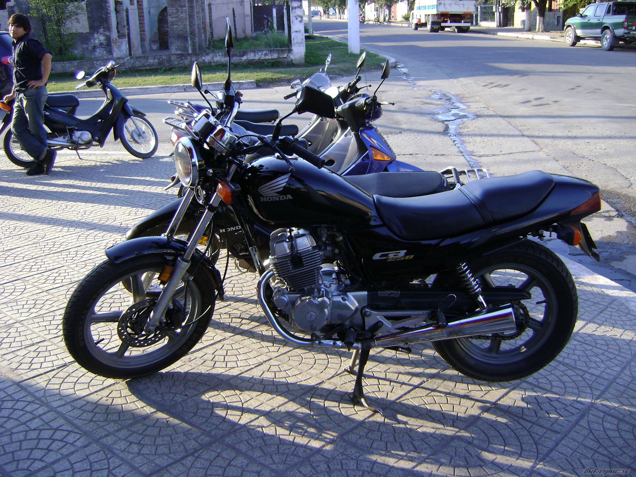 Bike Photo 2296394