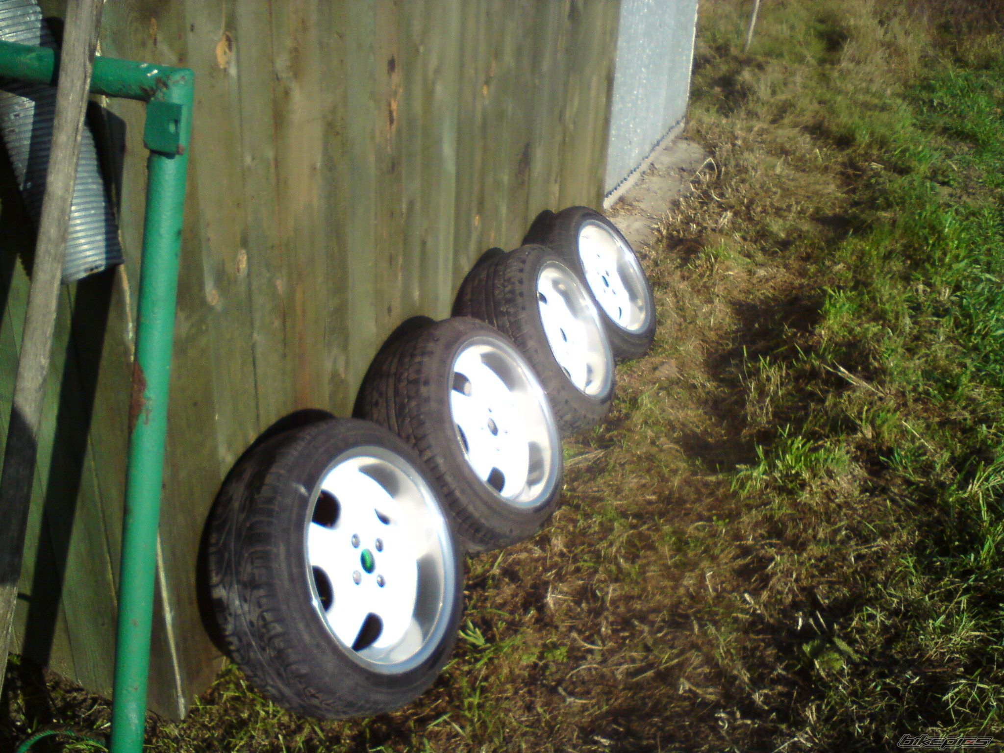 Photo 2298169