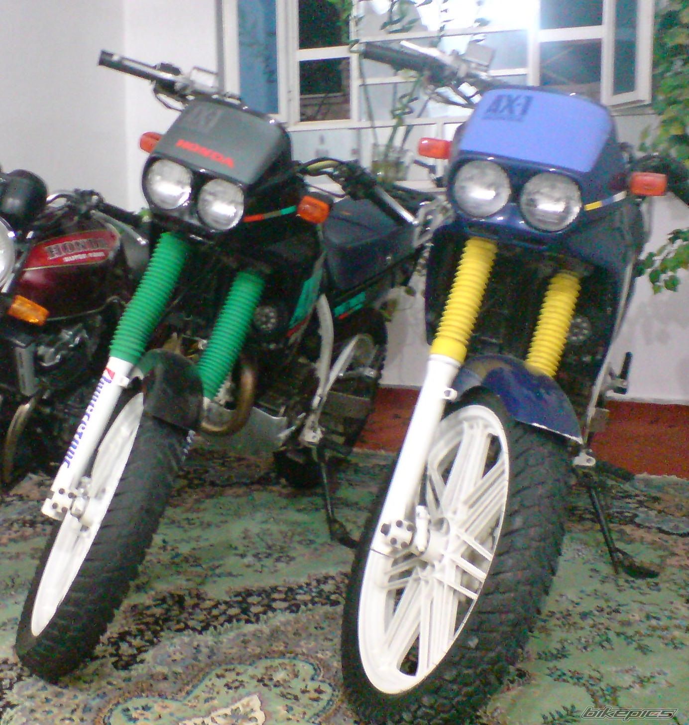 Photo 2298294