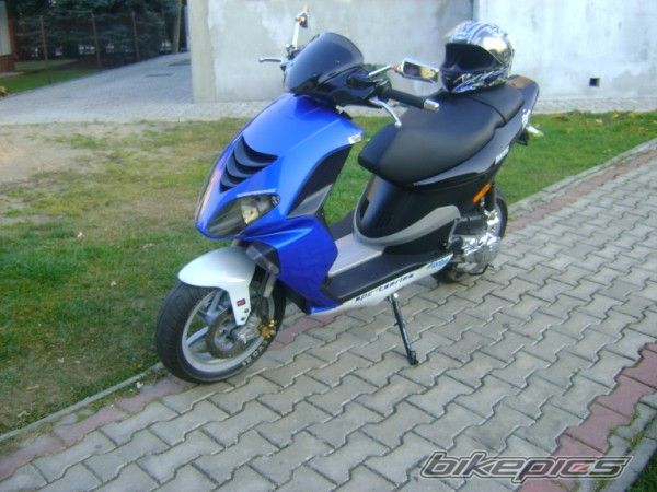 Photo 2298570