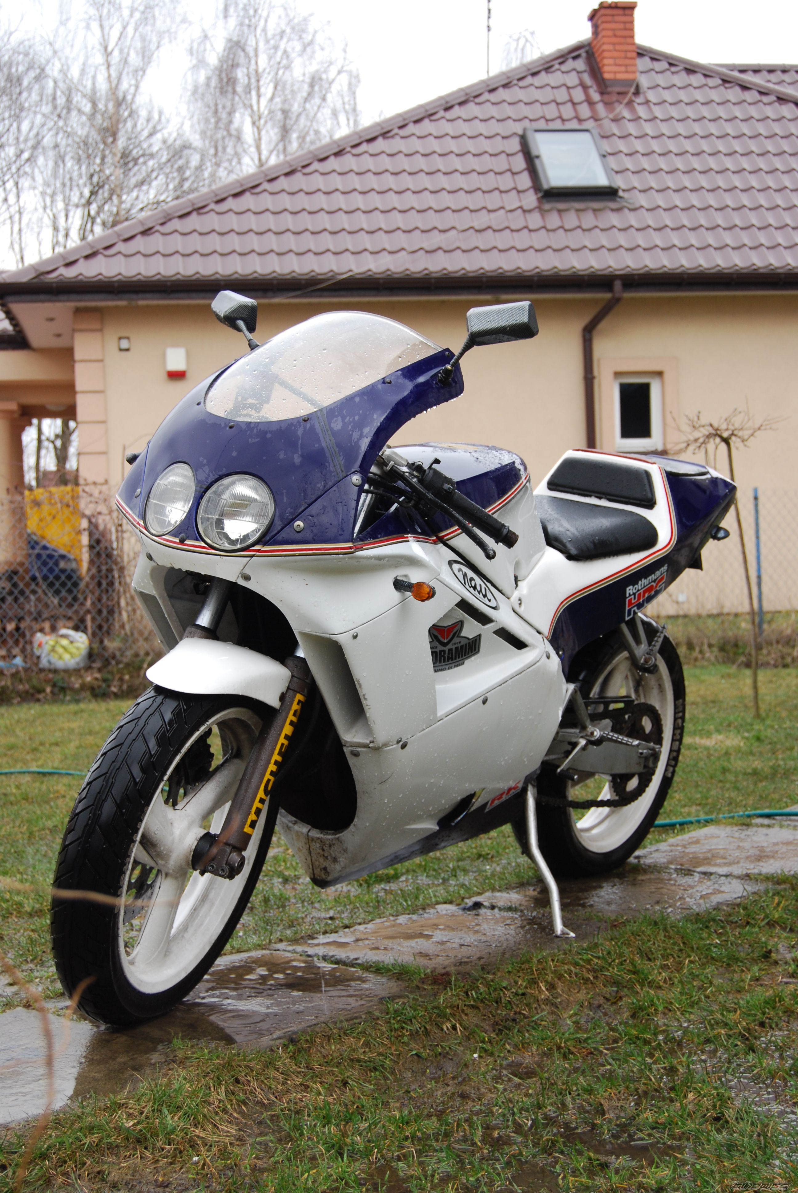 Photo 2298697