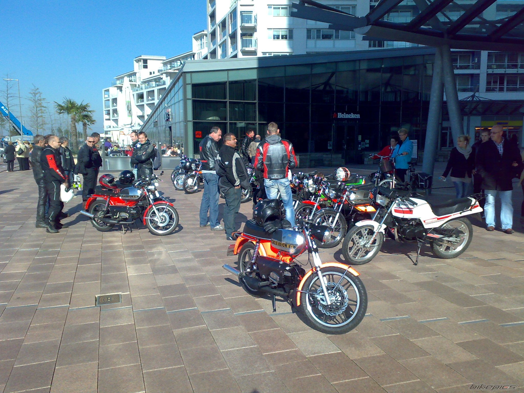 Photo 2300431