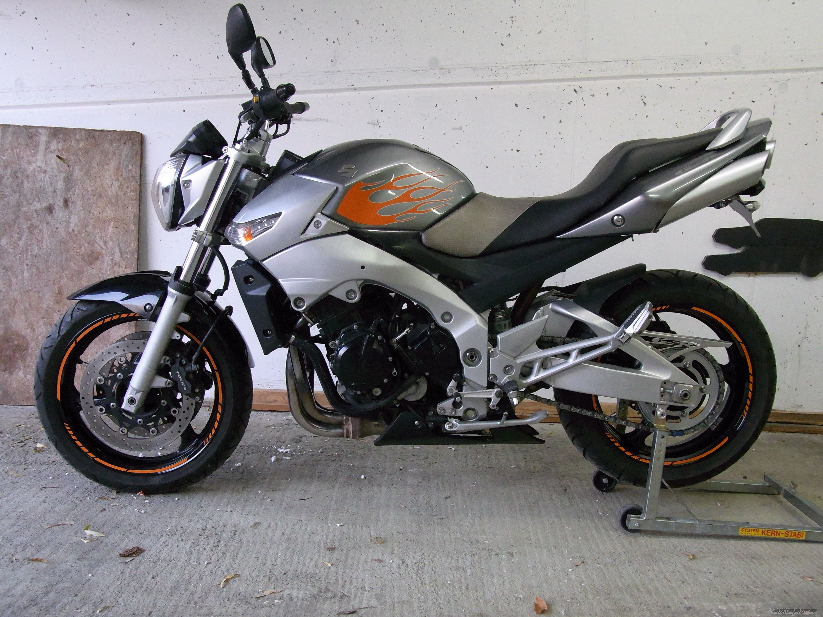 Bike Photo 2300782