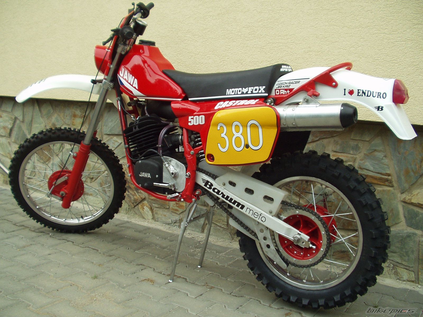 500