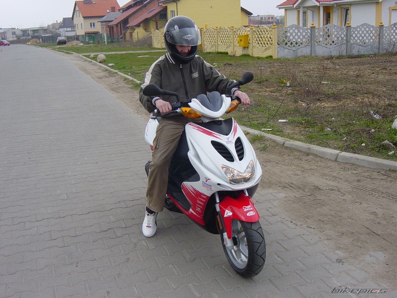 Photo 2303878