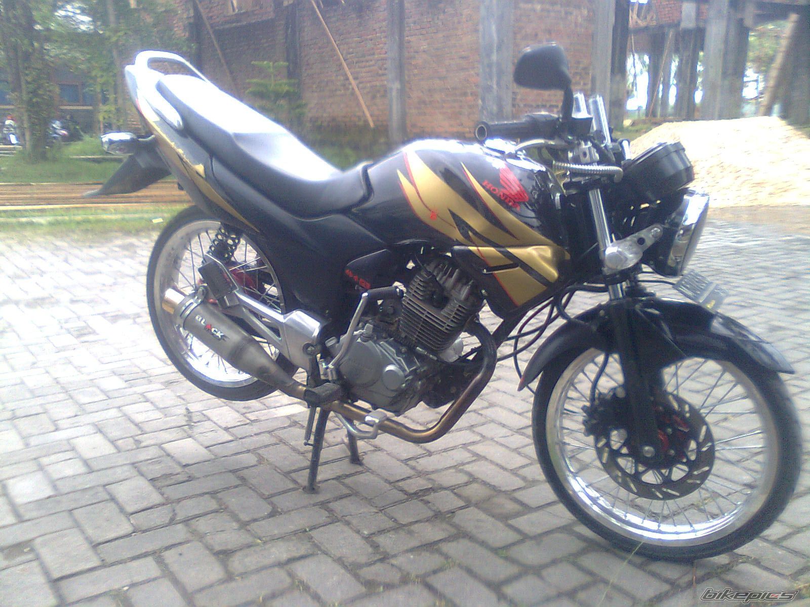 Photo 2305688