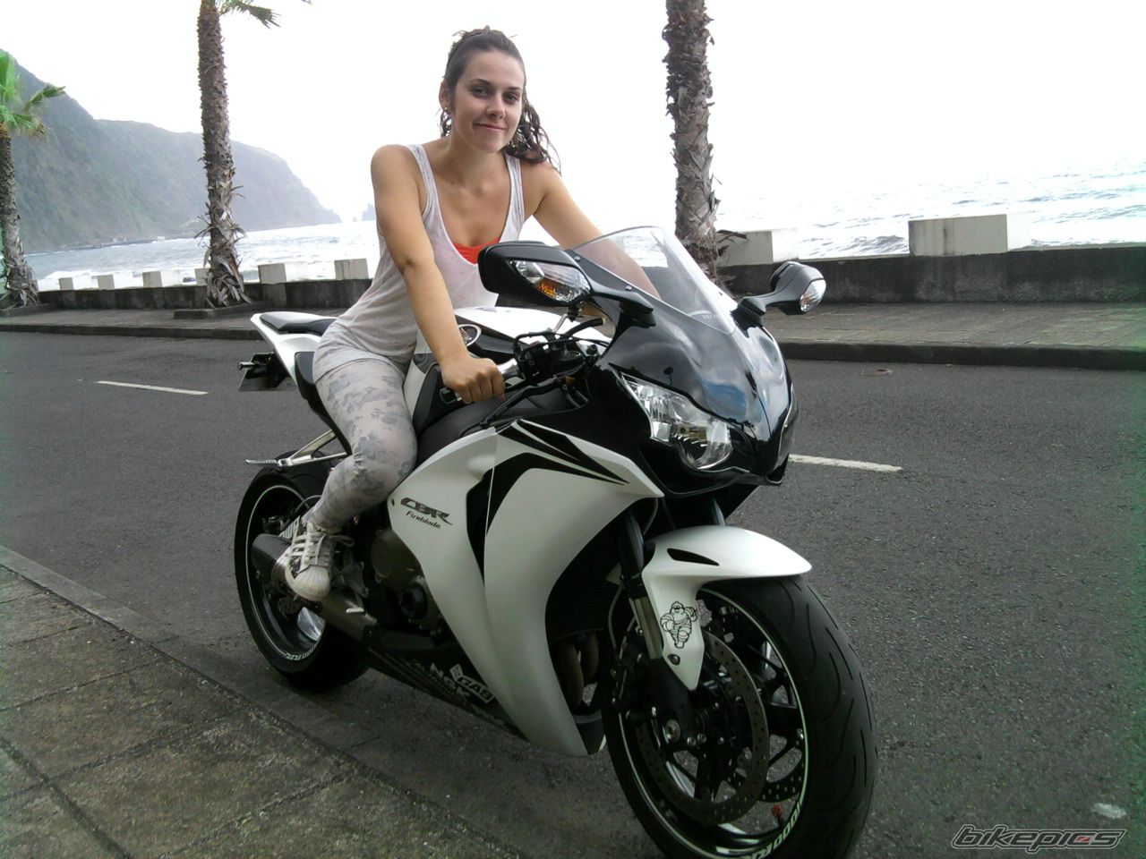 Bike Photo 2306111