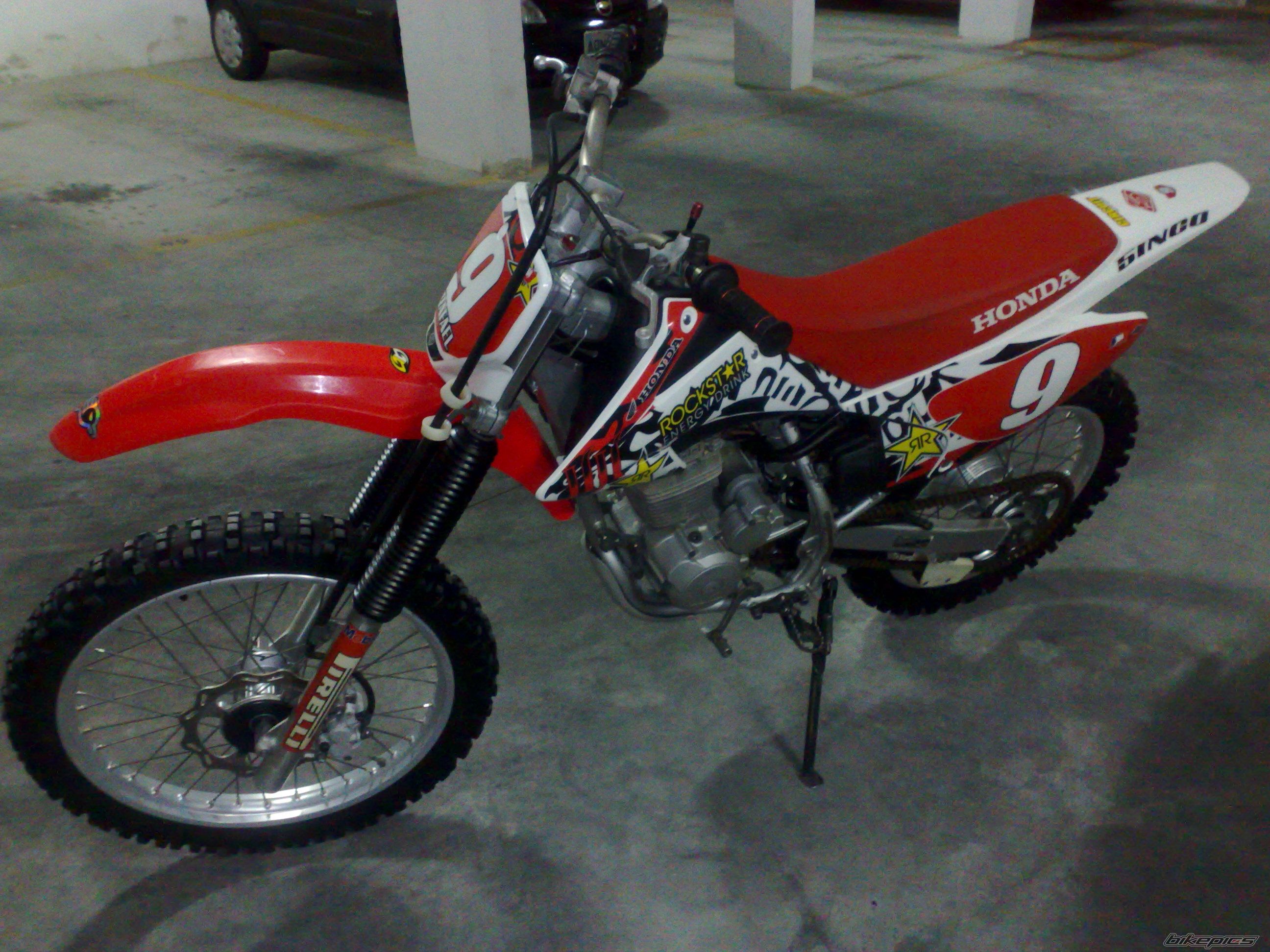 Photo 2315952