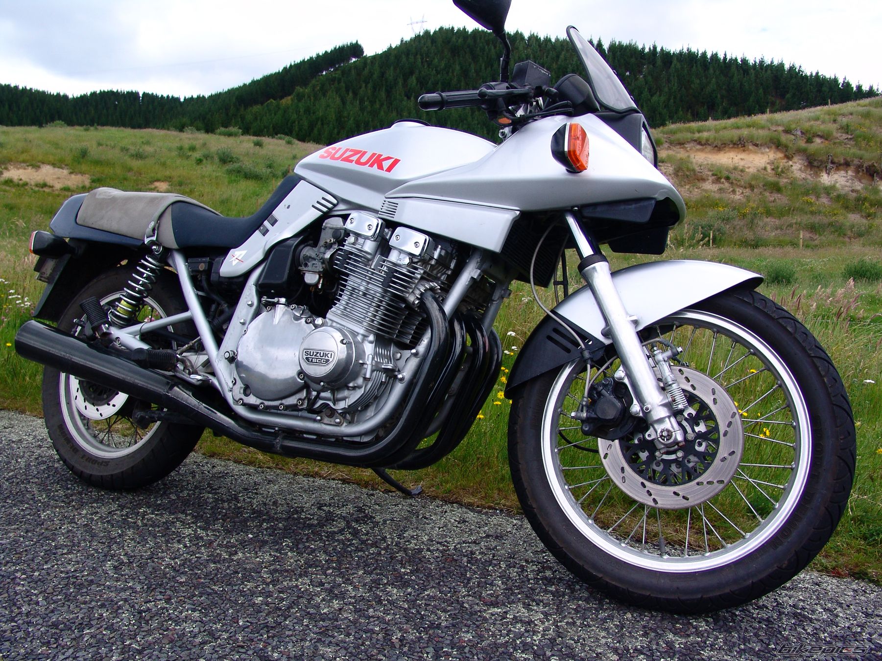 GS1100SZ