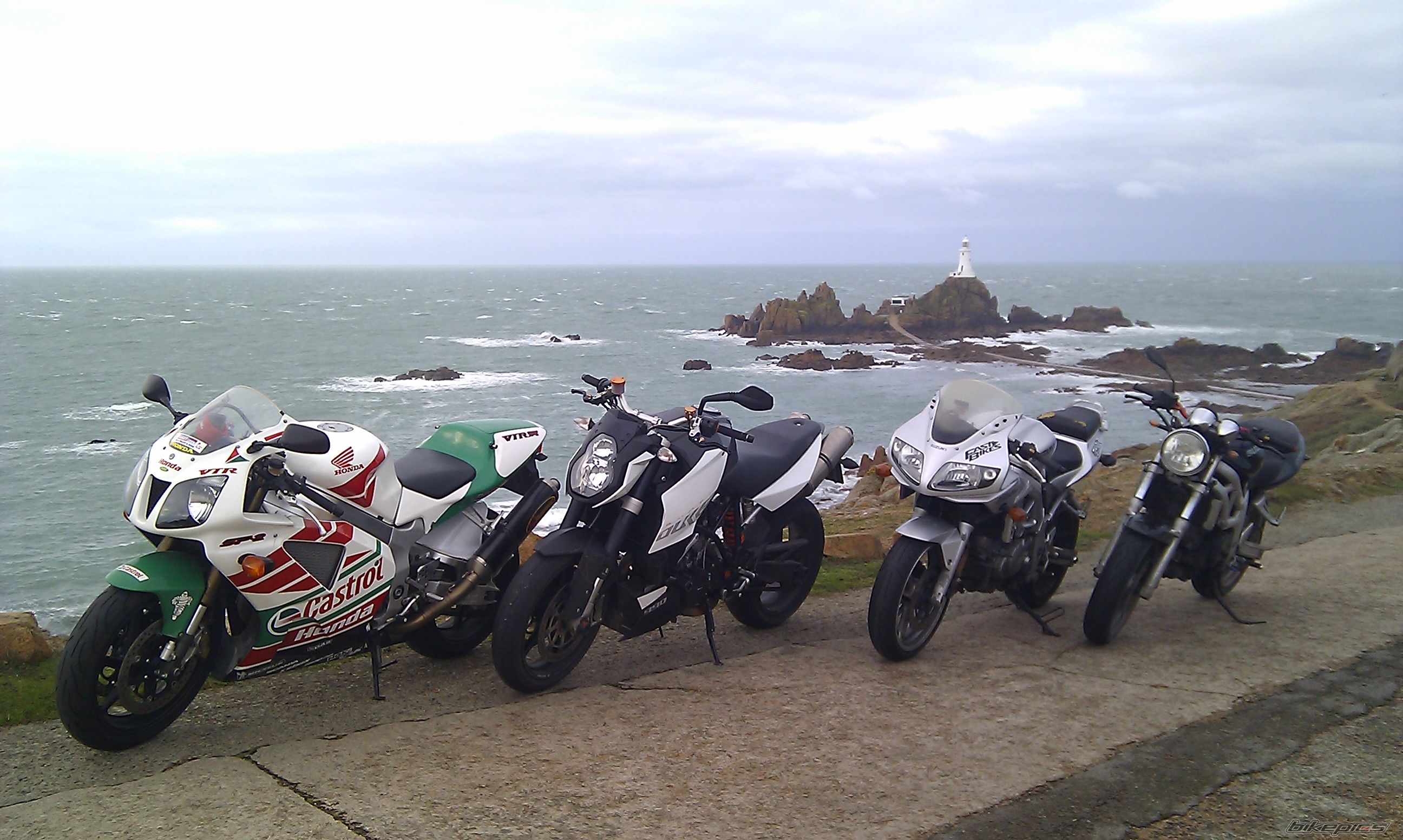 Photo 2328796