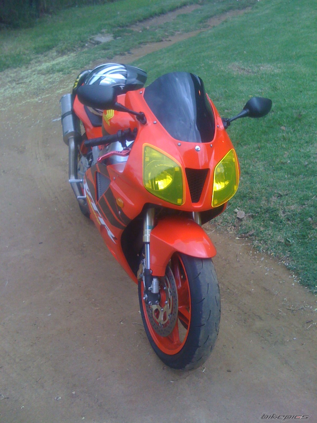 Photo 2329109