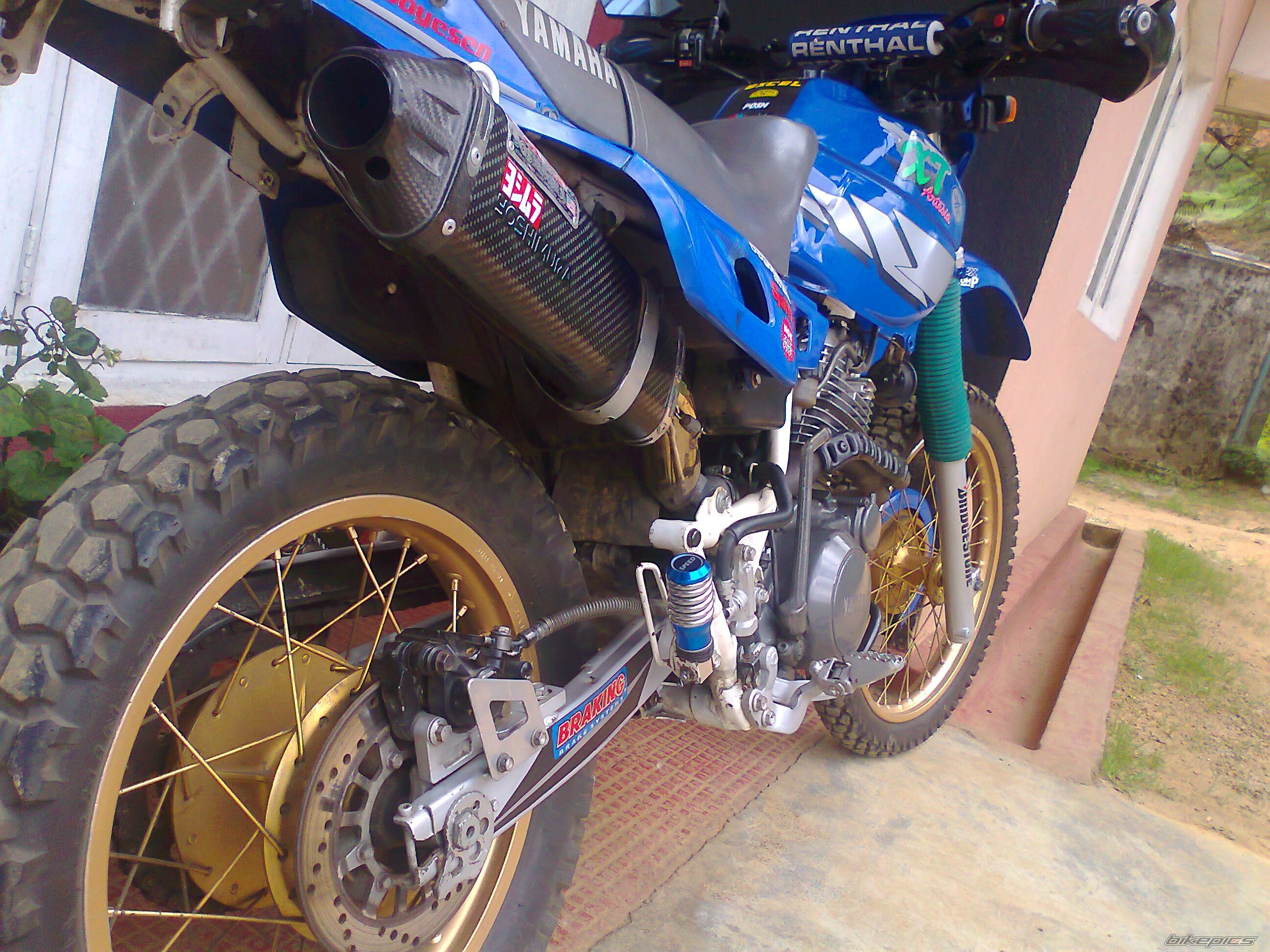 XT 400